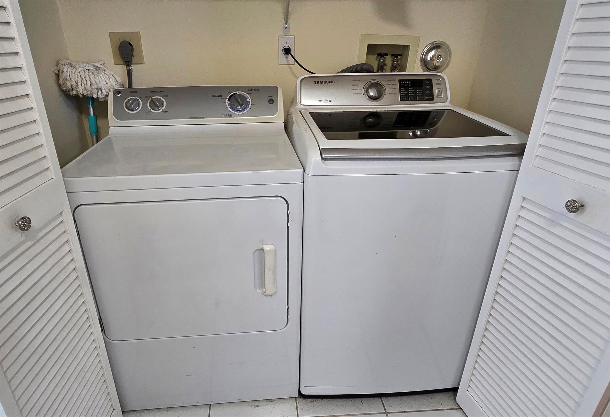 8707 Forest Hills Boulevard 4-A