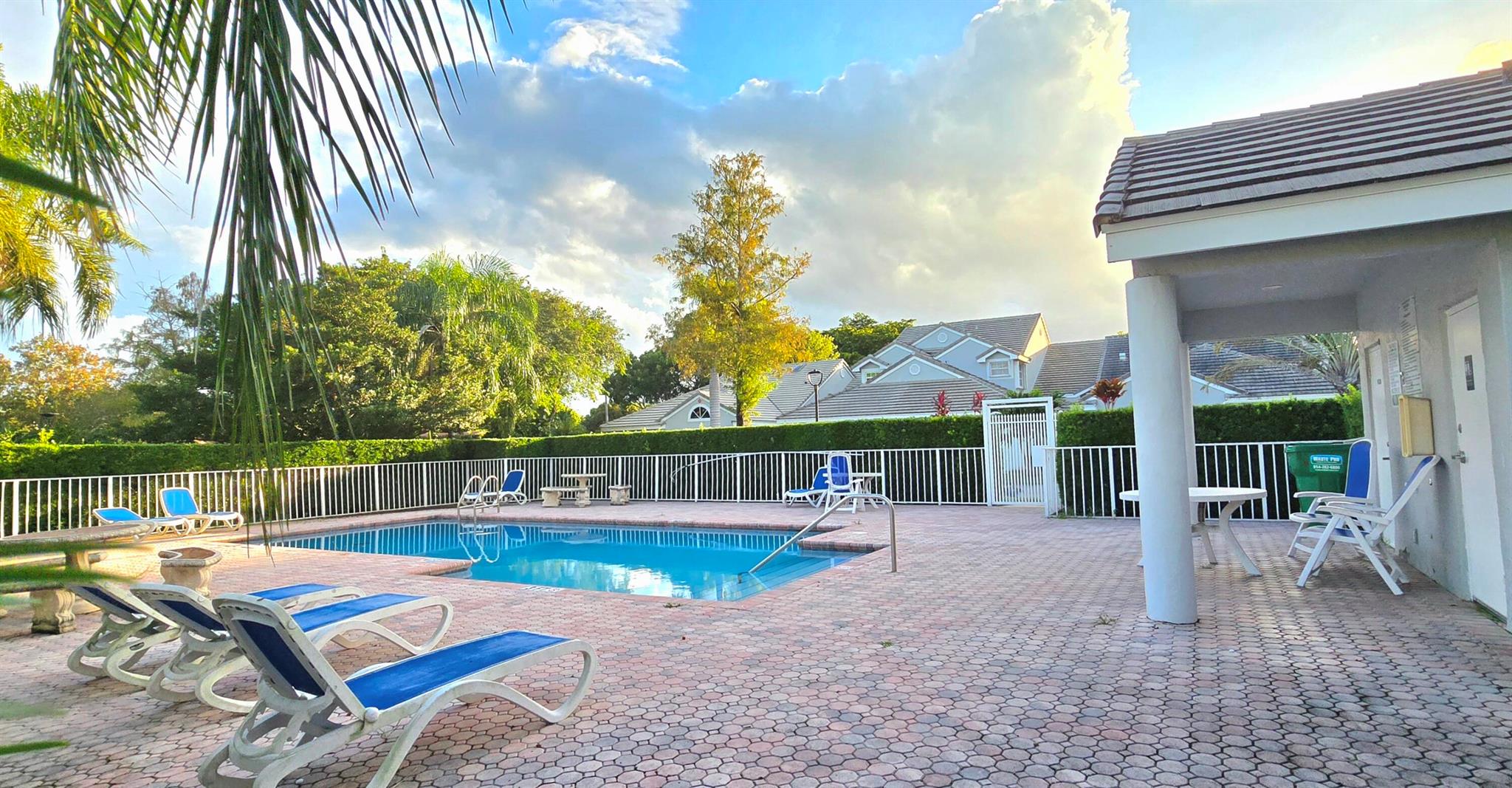 8707 Forest Hills Boulevard 4-A