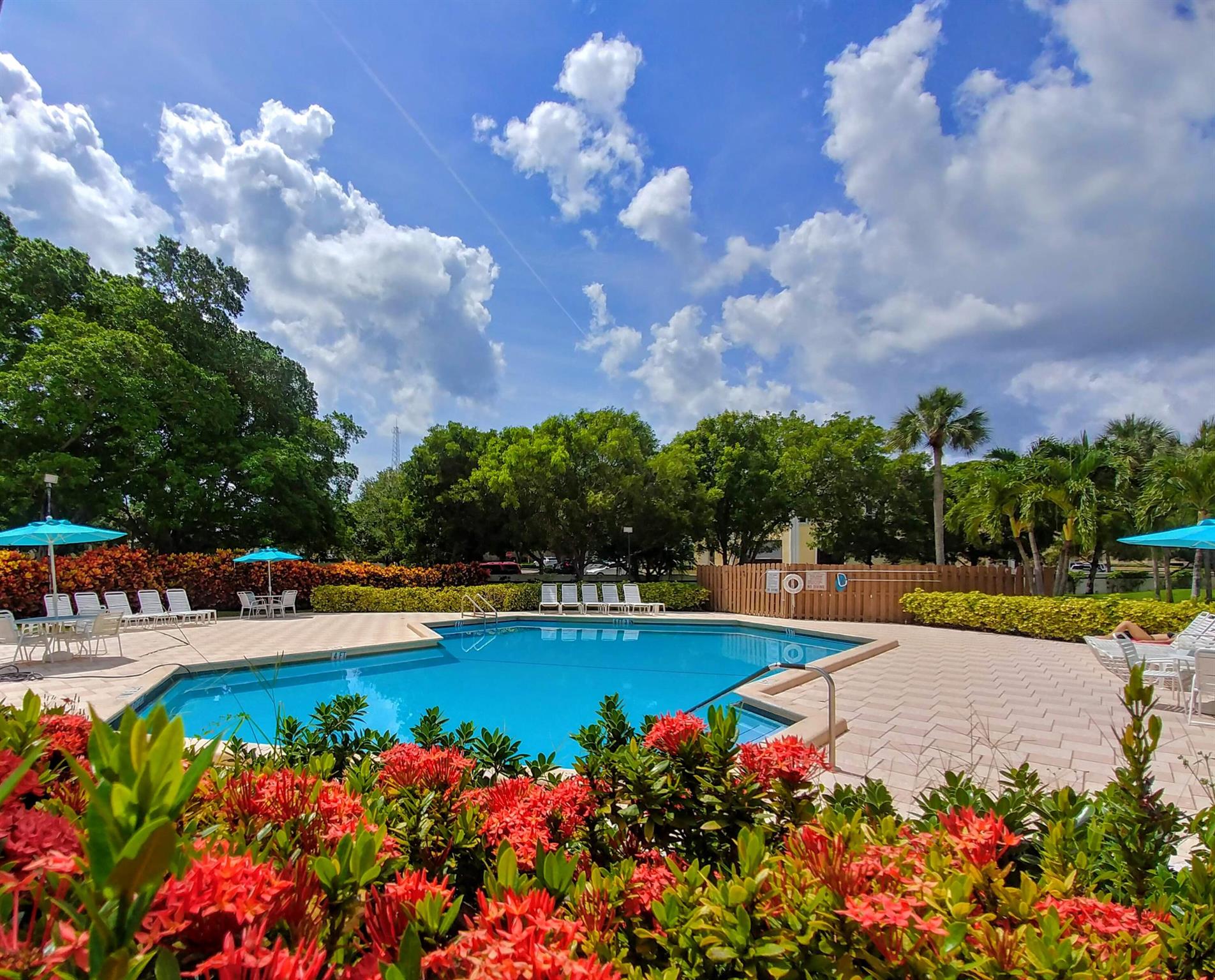 330 Norwood Terrace N217