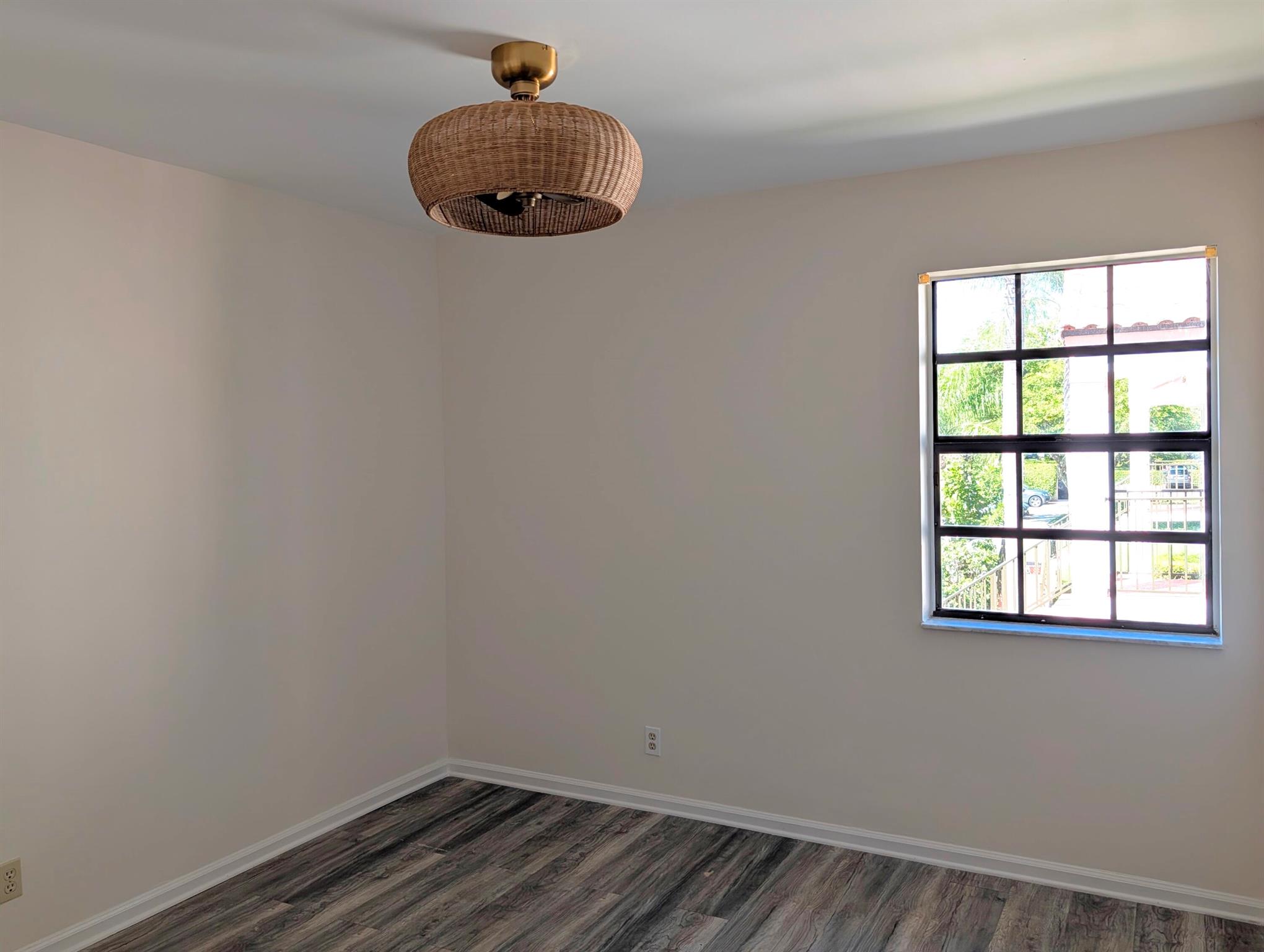 330 Norwood Terrace N217