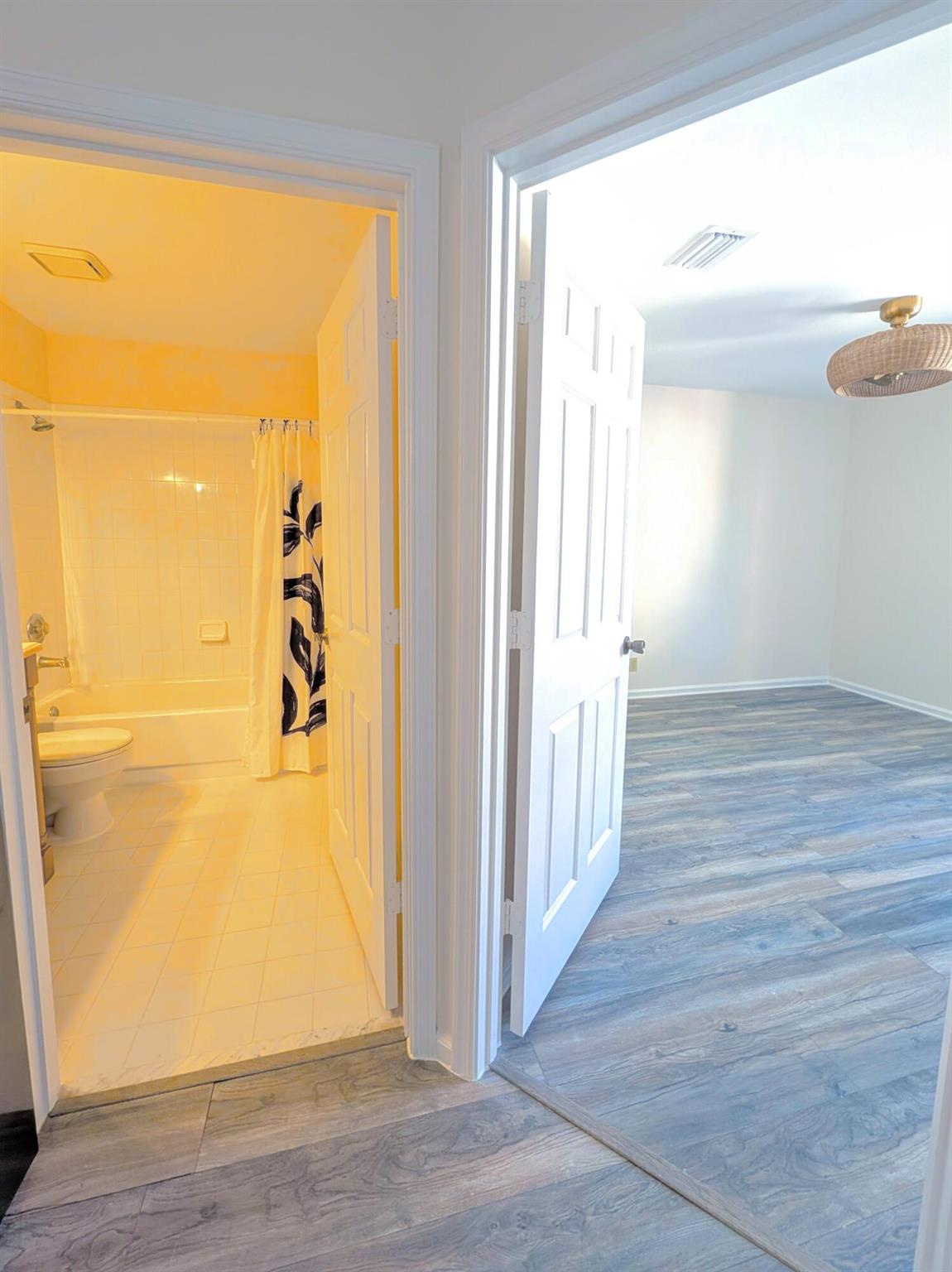 330 Norwood Terrace N217