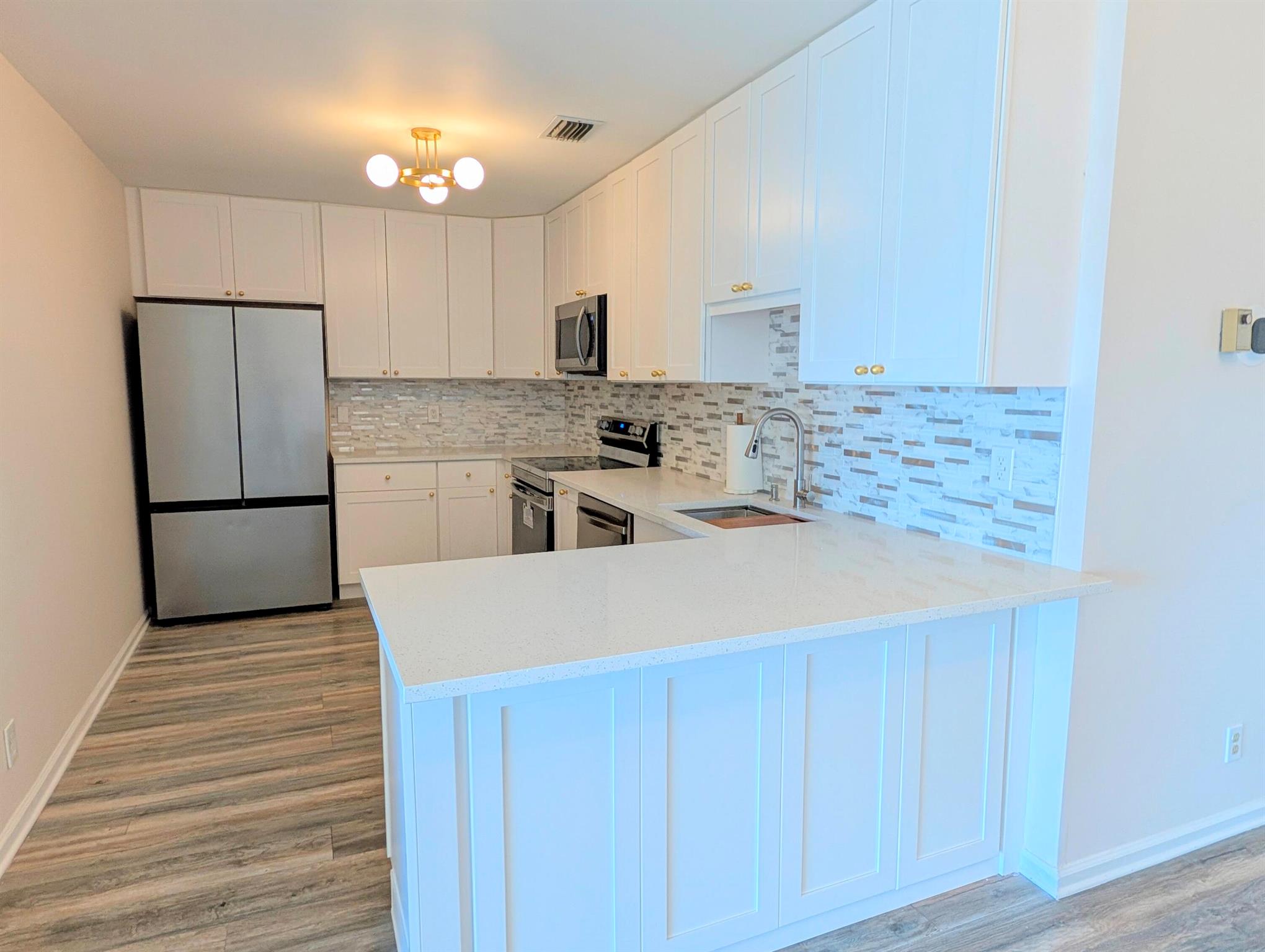 330 Norwood Terrace N217