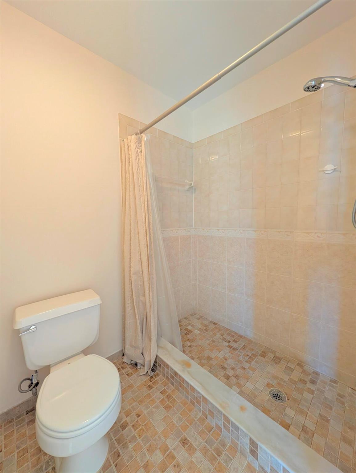 330 Norwood Terrace N217