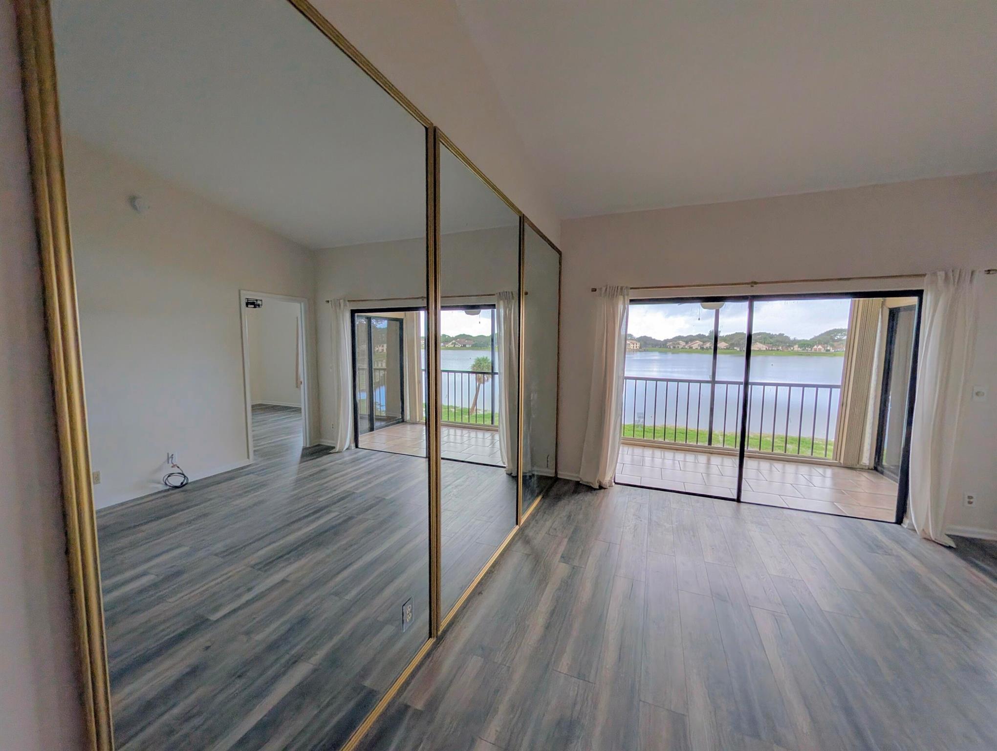 330 Norwood Terrace N217