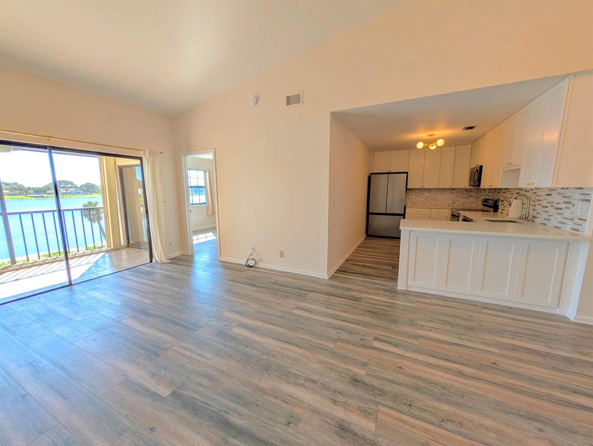 330 Norwood Terrace N217