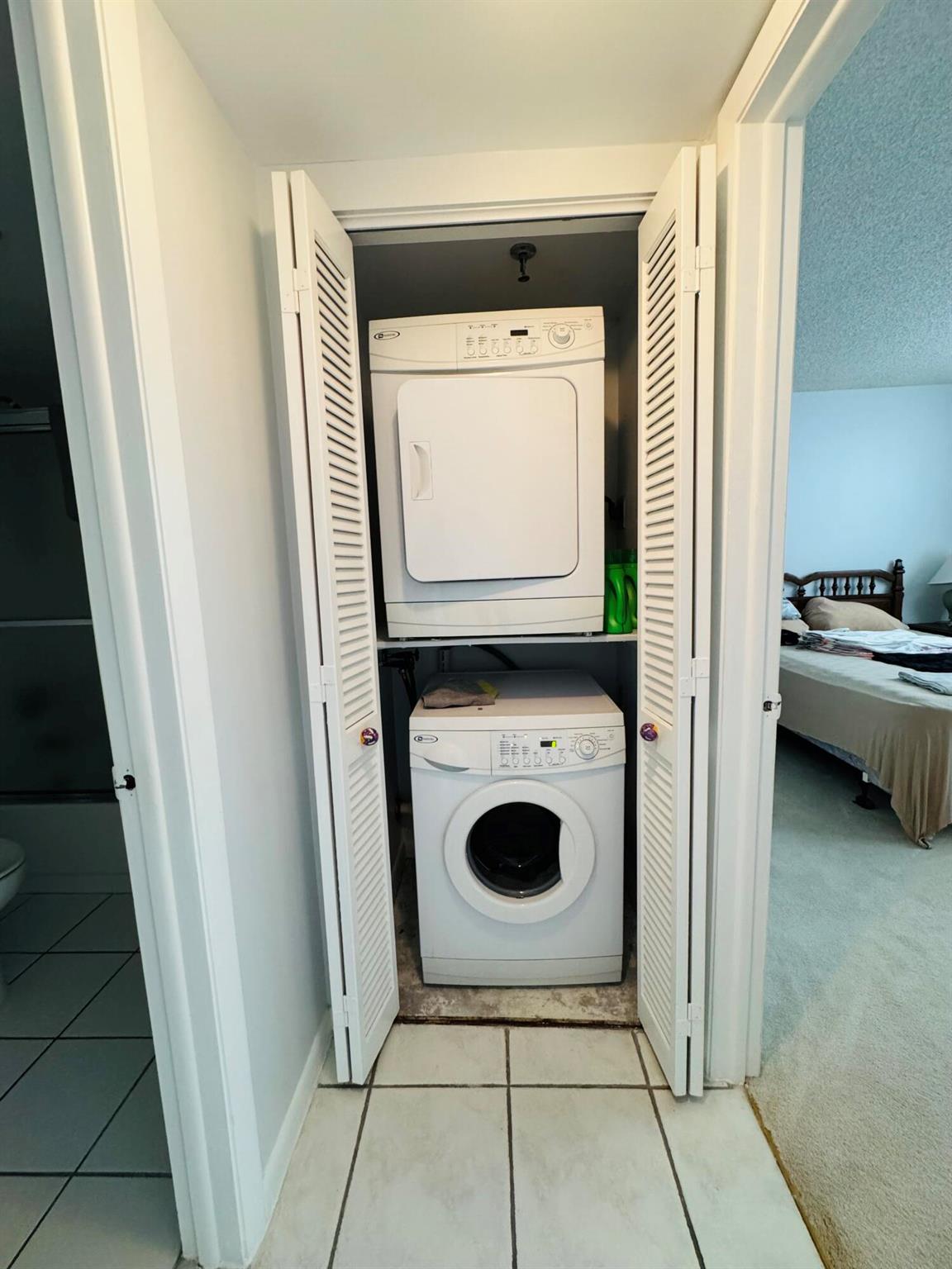 2430 Deer Creek Country Club Boulevard 407-2