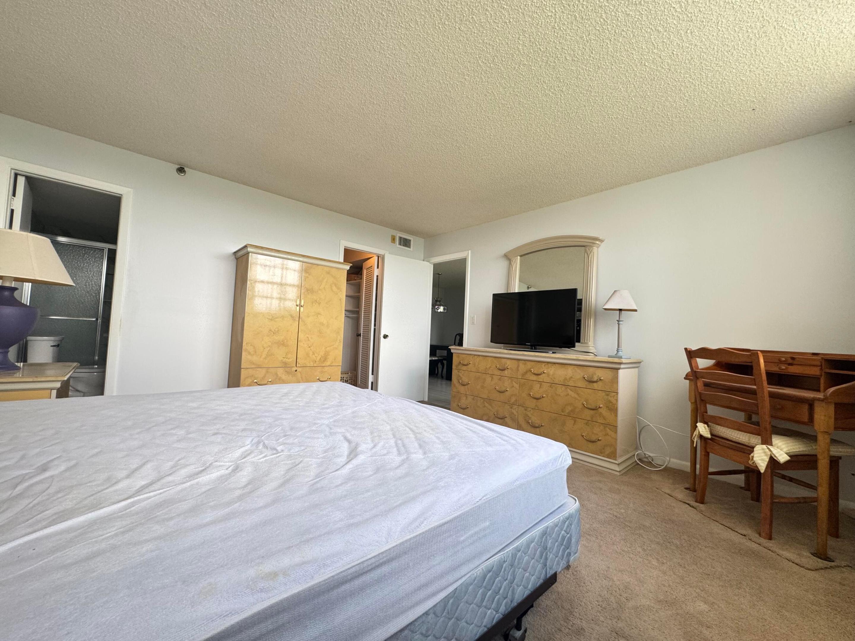 2430 Deer Creek Country Club Boulevard 407-2