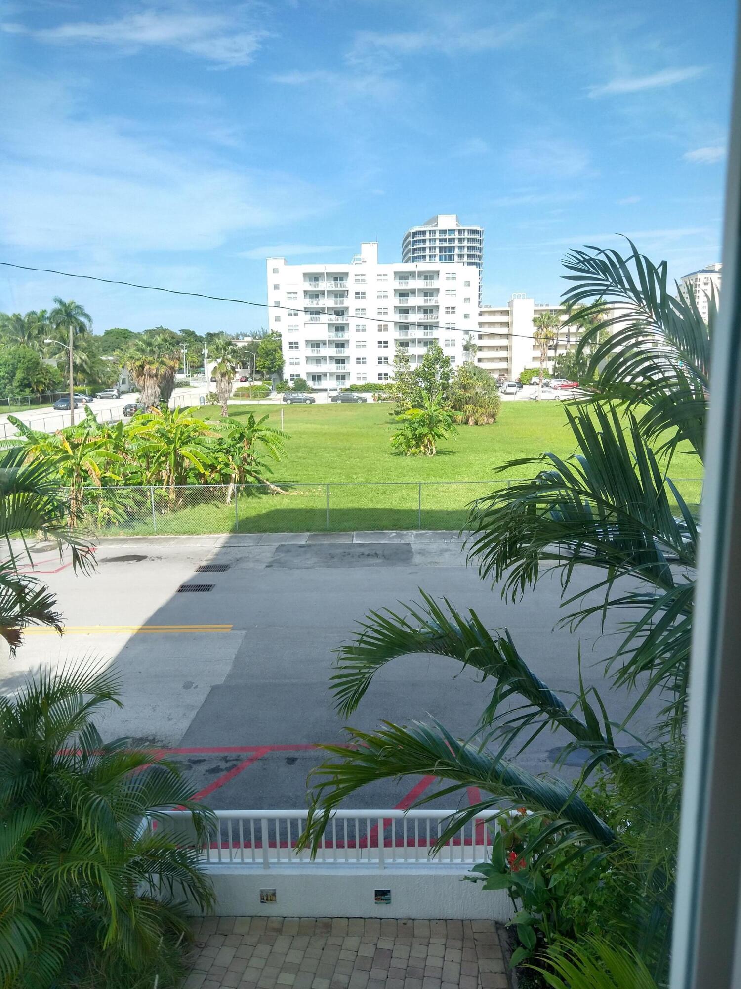 720 Bayshore Drive 201