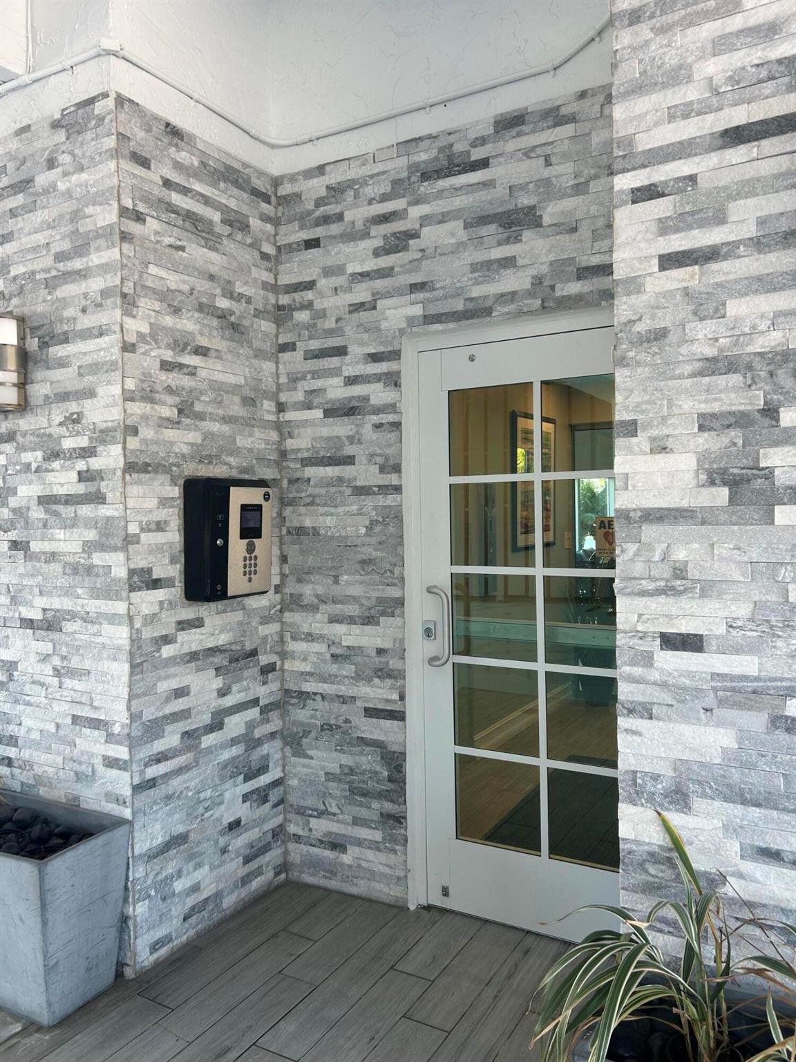 720 Bayshore Drive 201