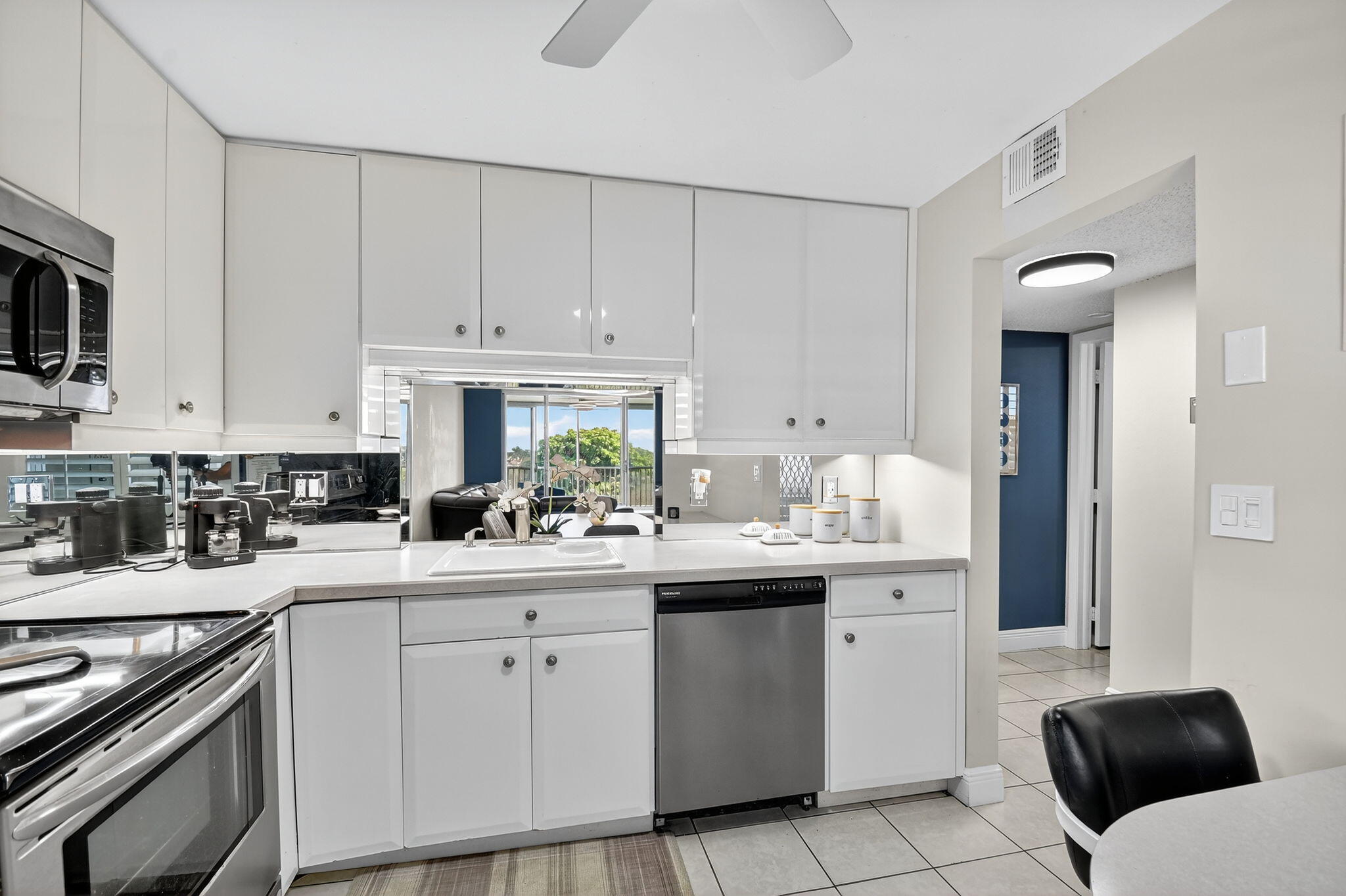 931 Gardenia Drive 567