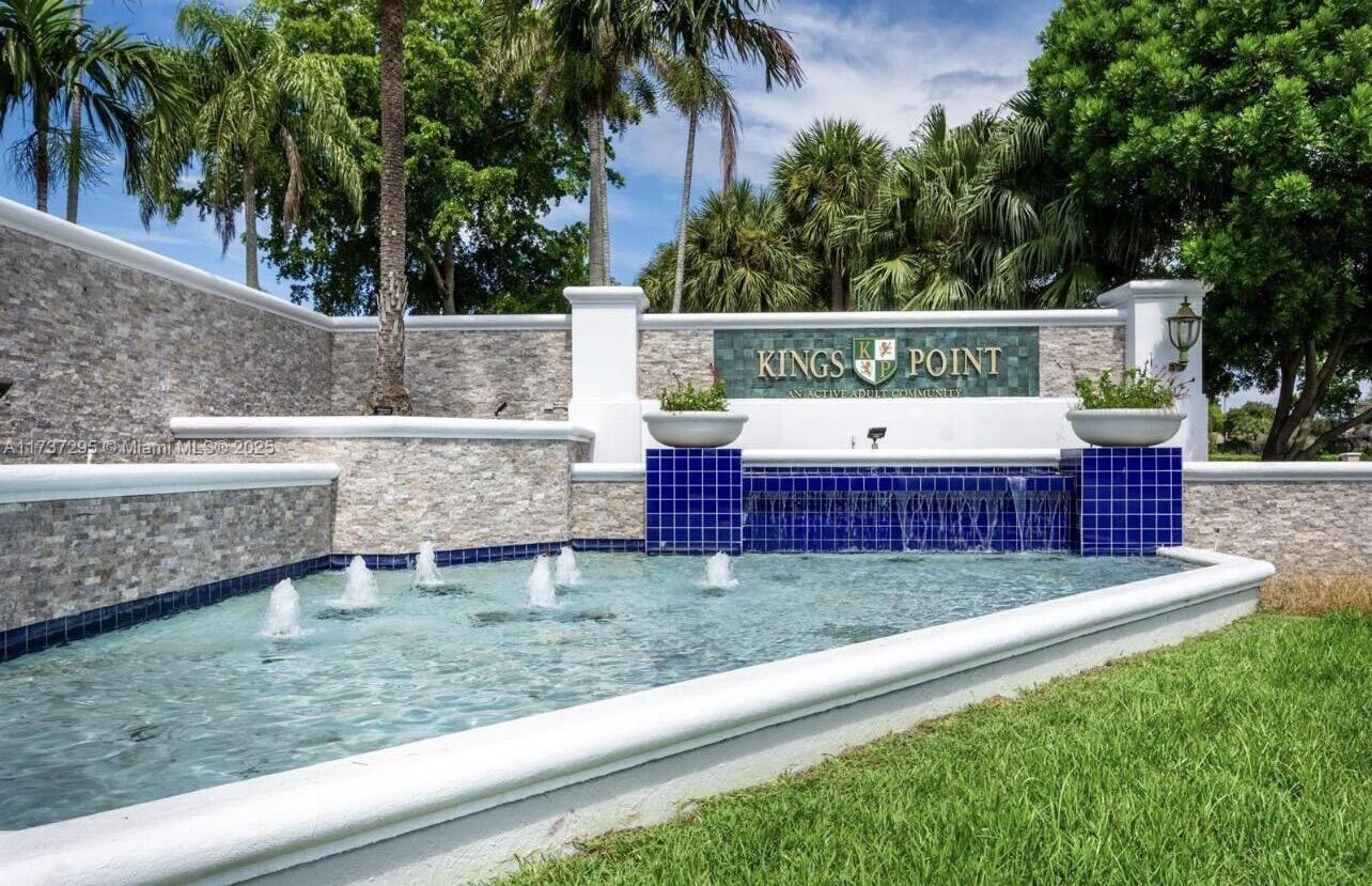 9744 S Belfort Circle 202