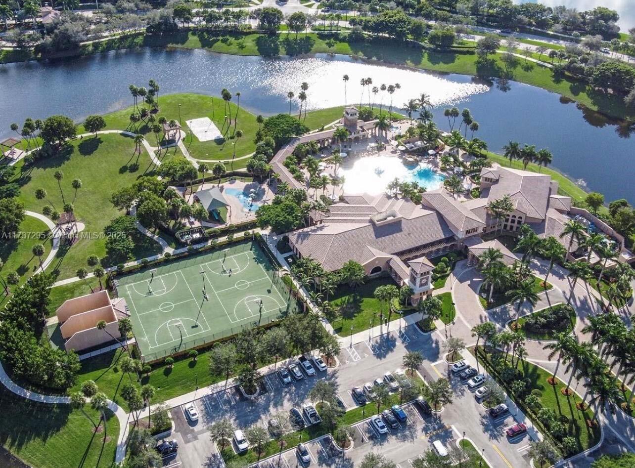 9744 S Belfort Circle 202