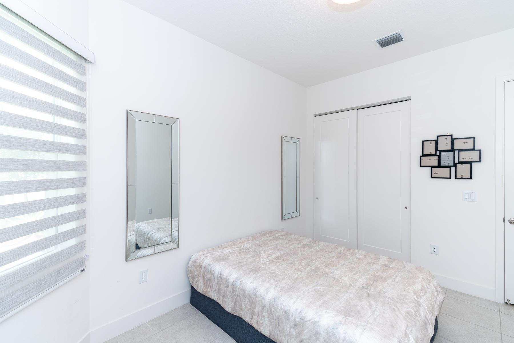 15210 Seaglass Terrace Lane