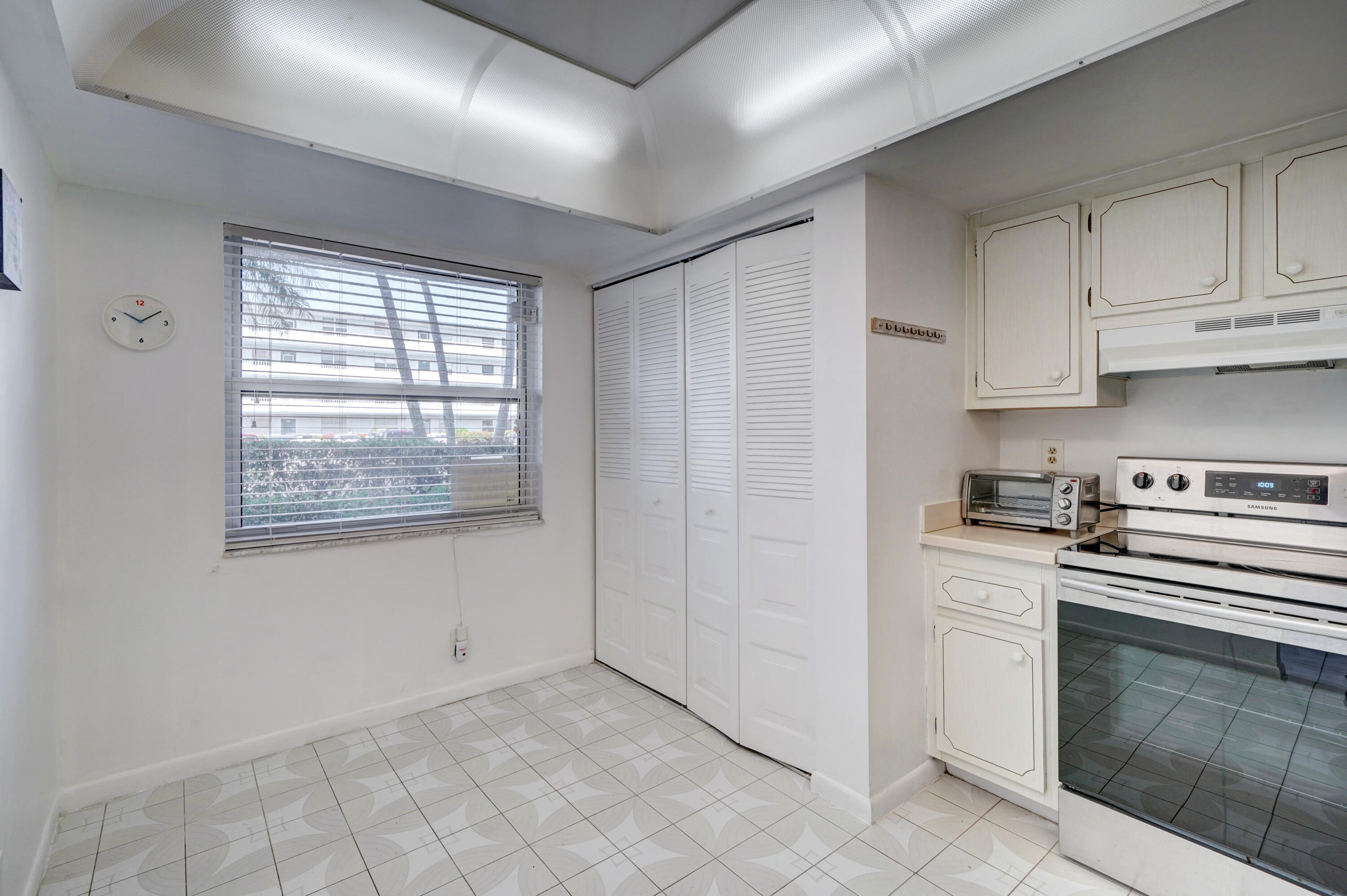 7620 NW 18th Street 102