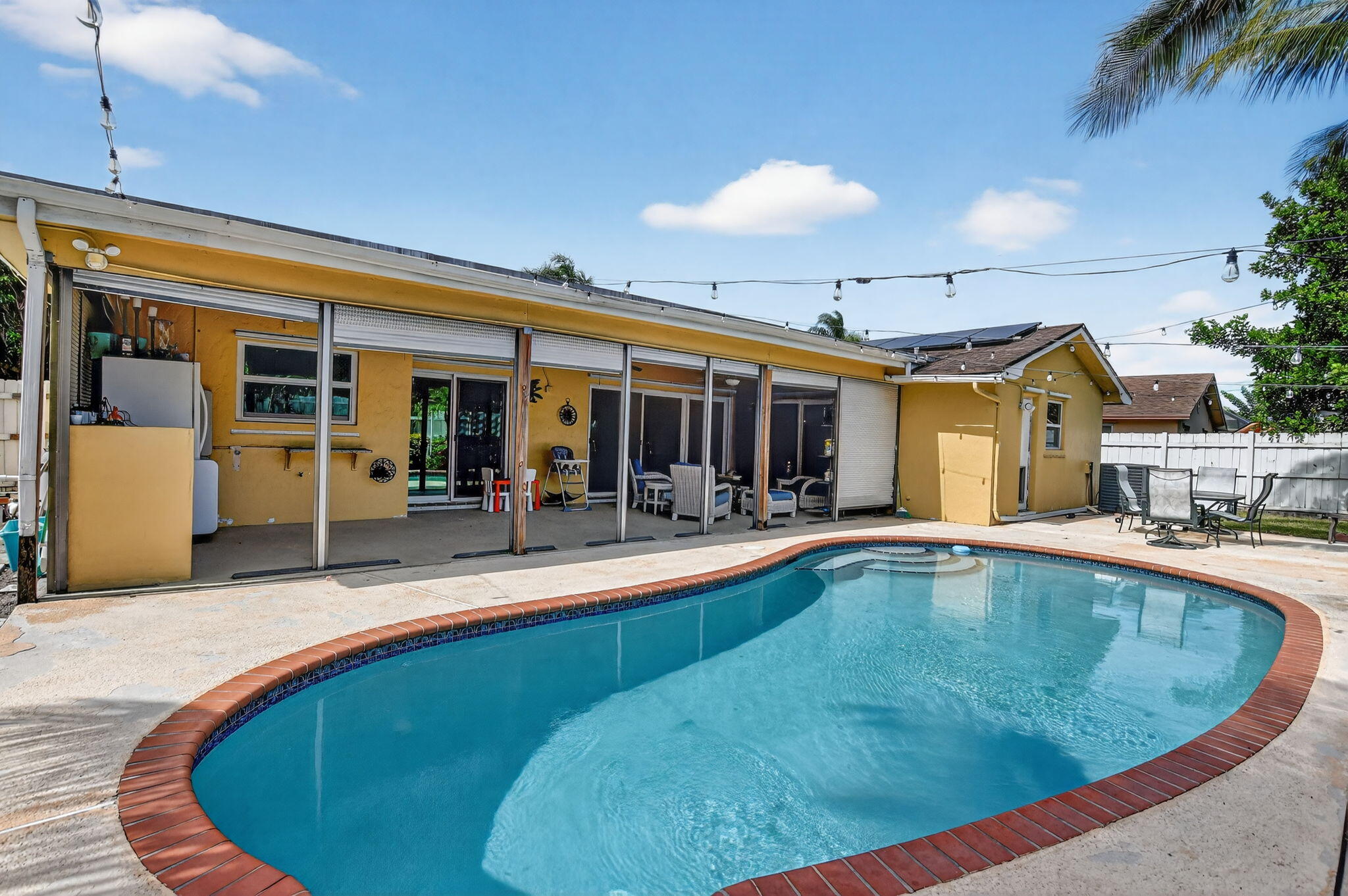 1320 SW 24th Terrace