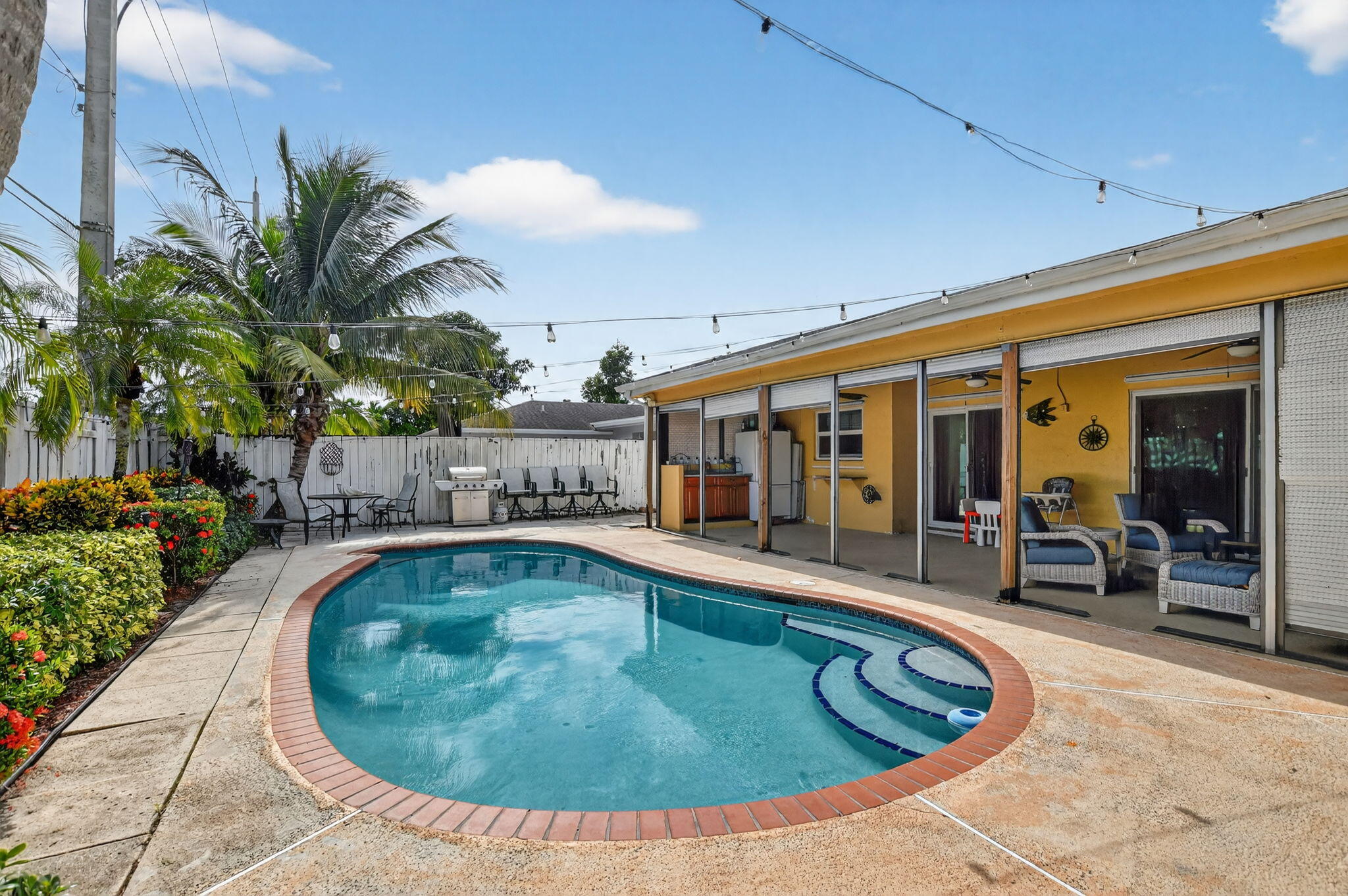 1320 SW 24th Terrace