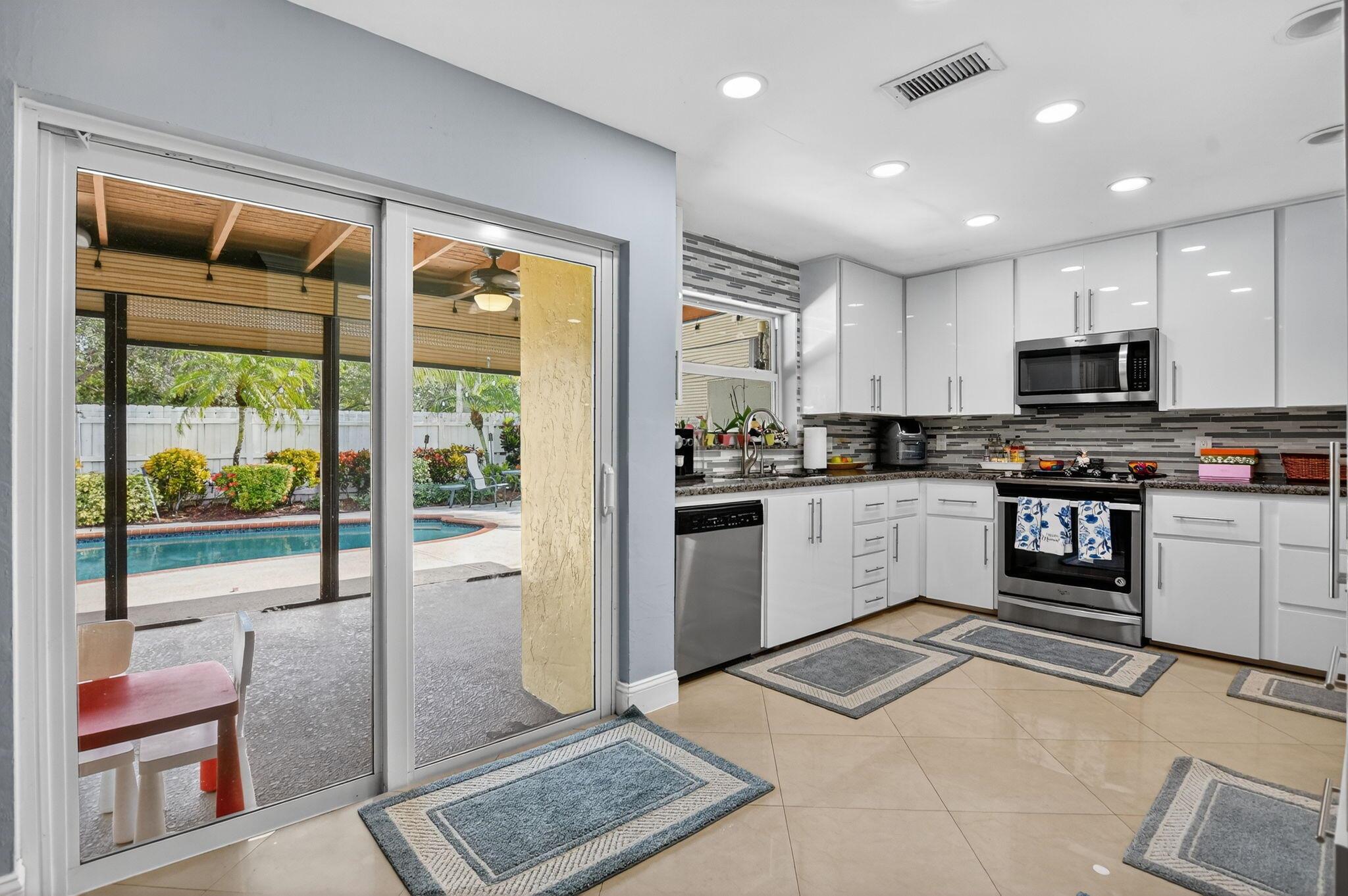 1320 SW 24th Terrace