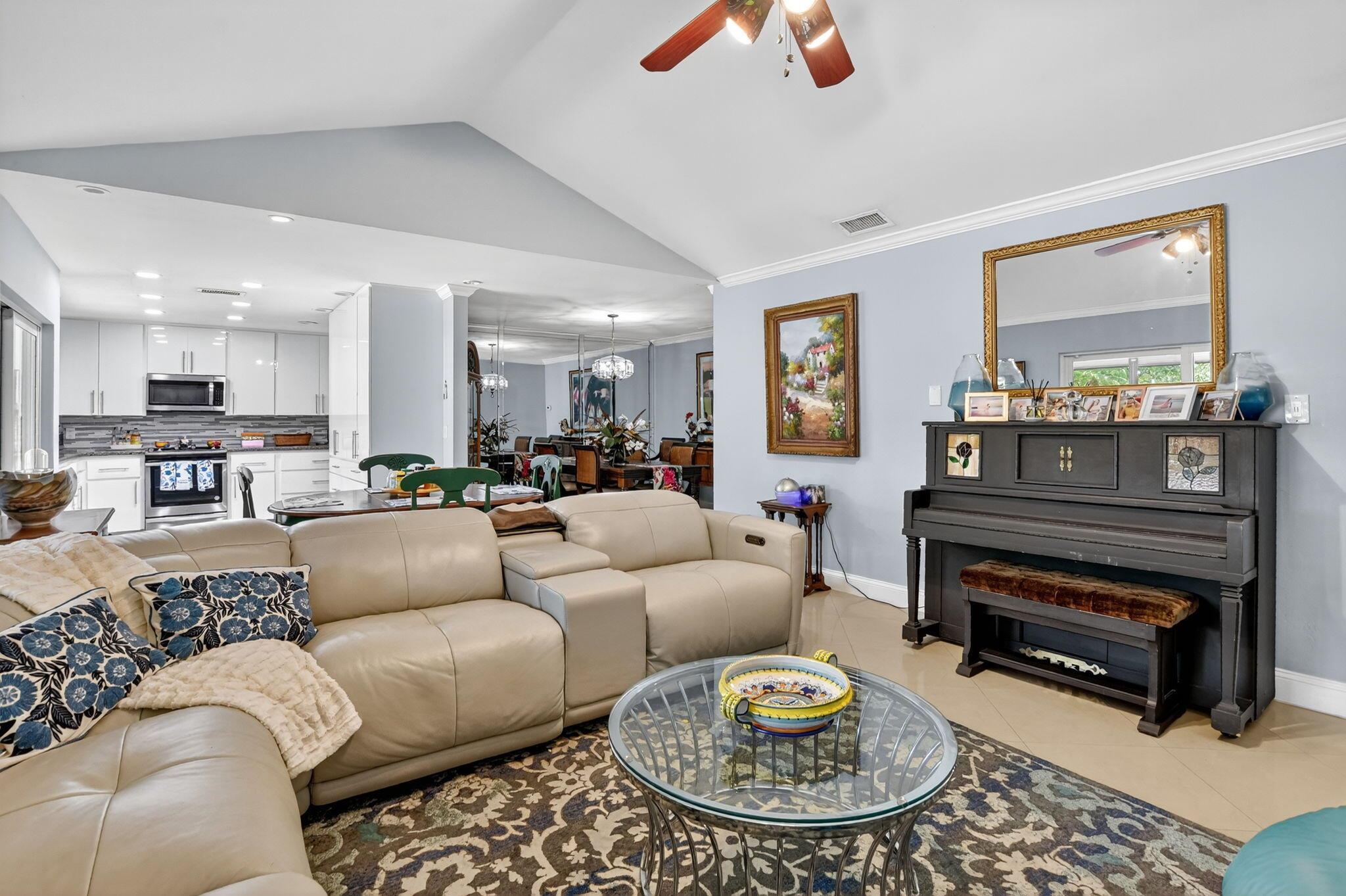 1320 SW 24th Terrace