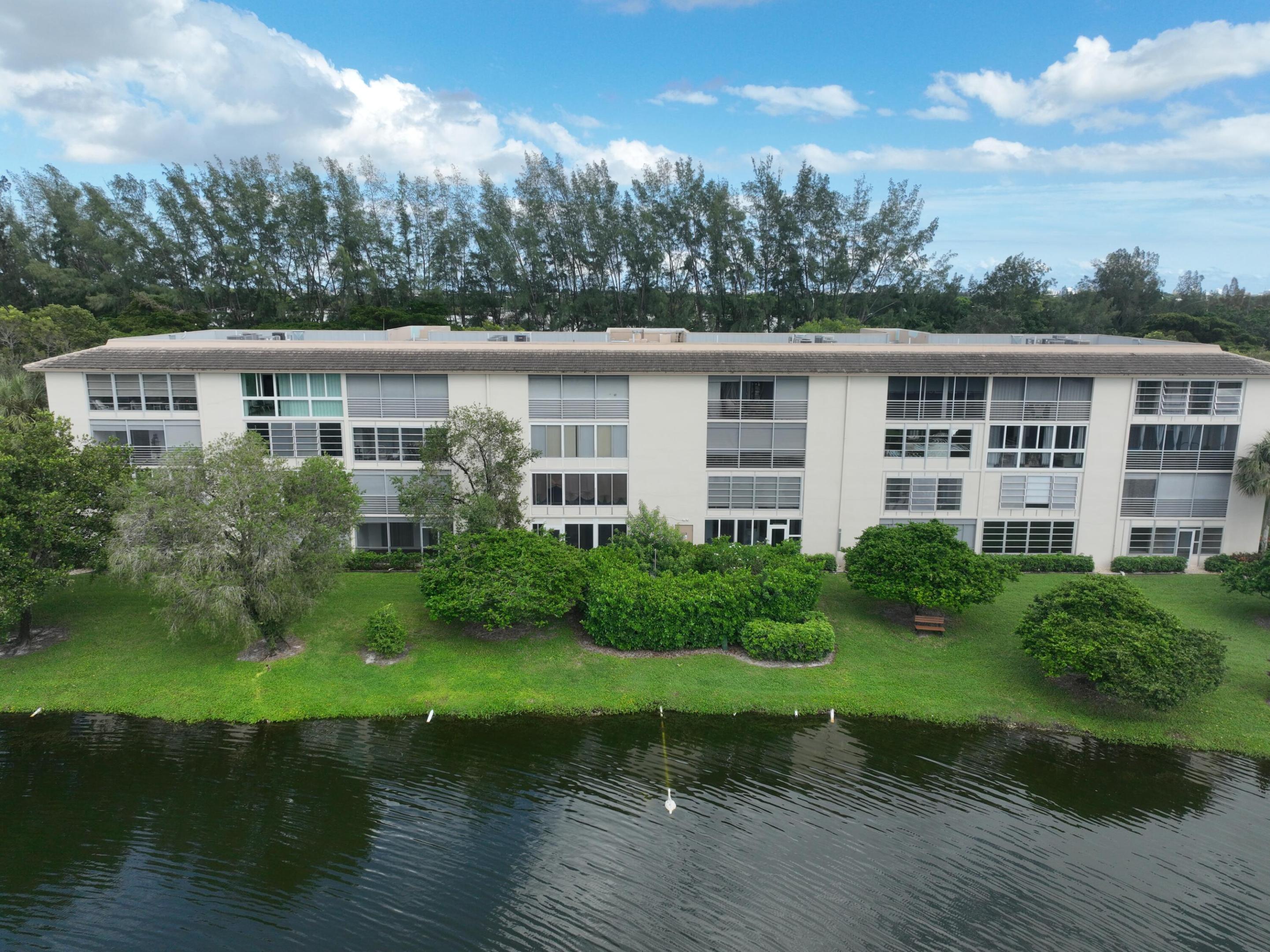 1904 Bermuda Circle G4