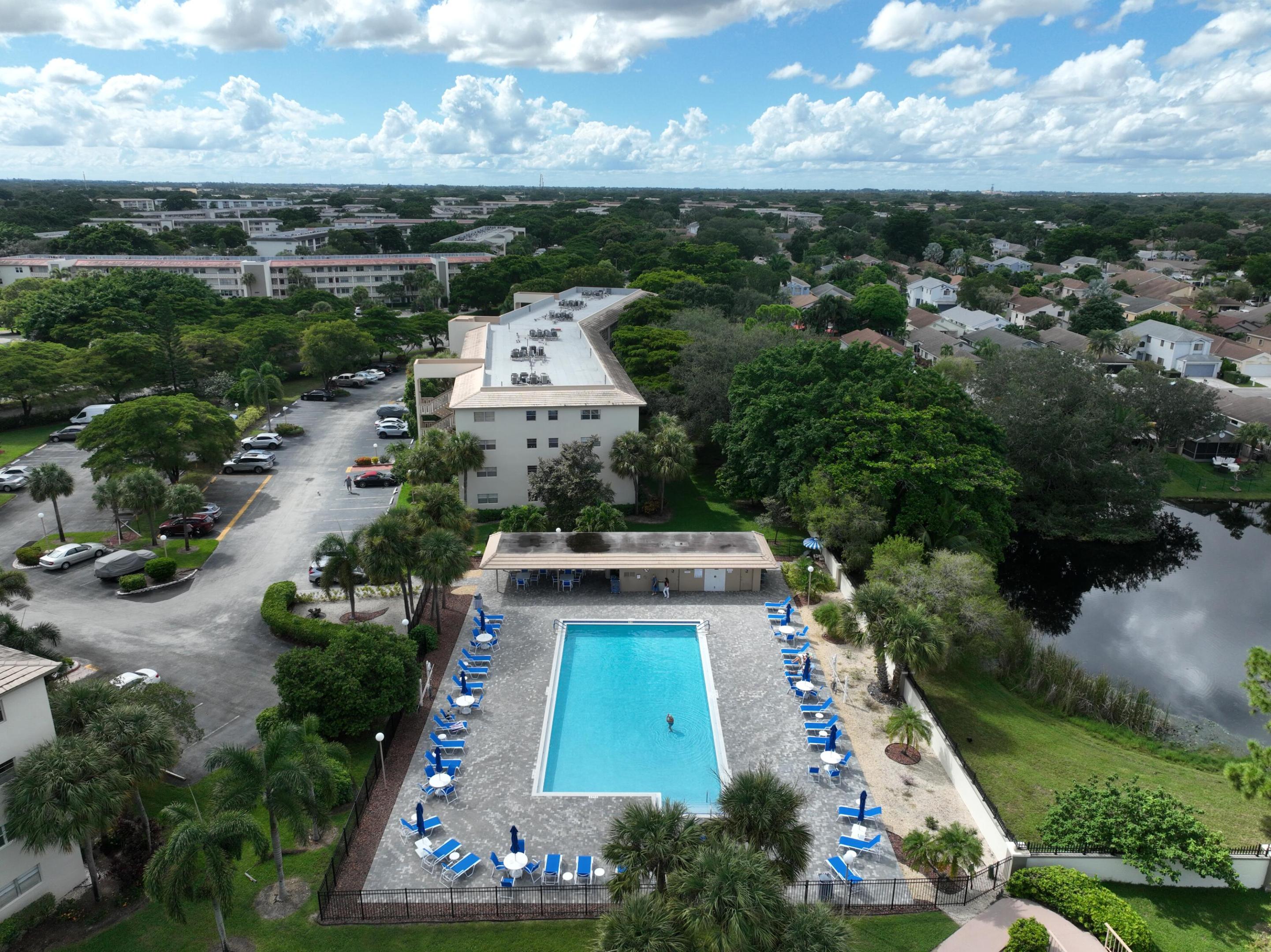 1904 Bermuda Circle G4