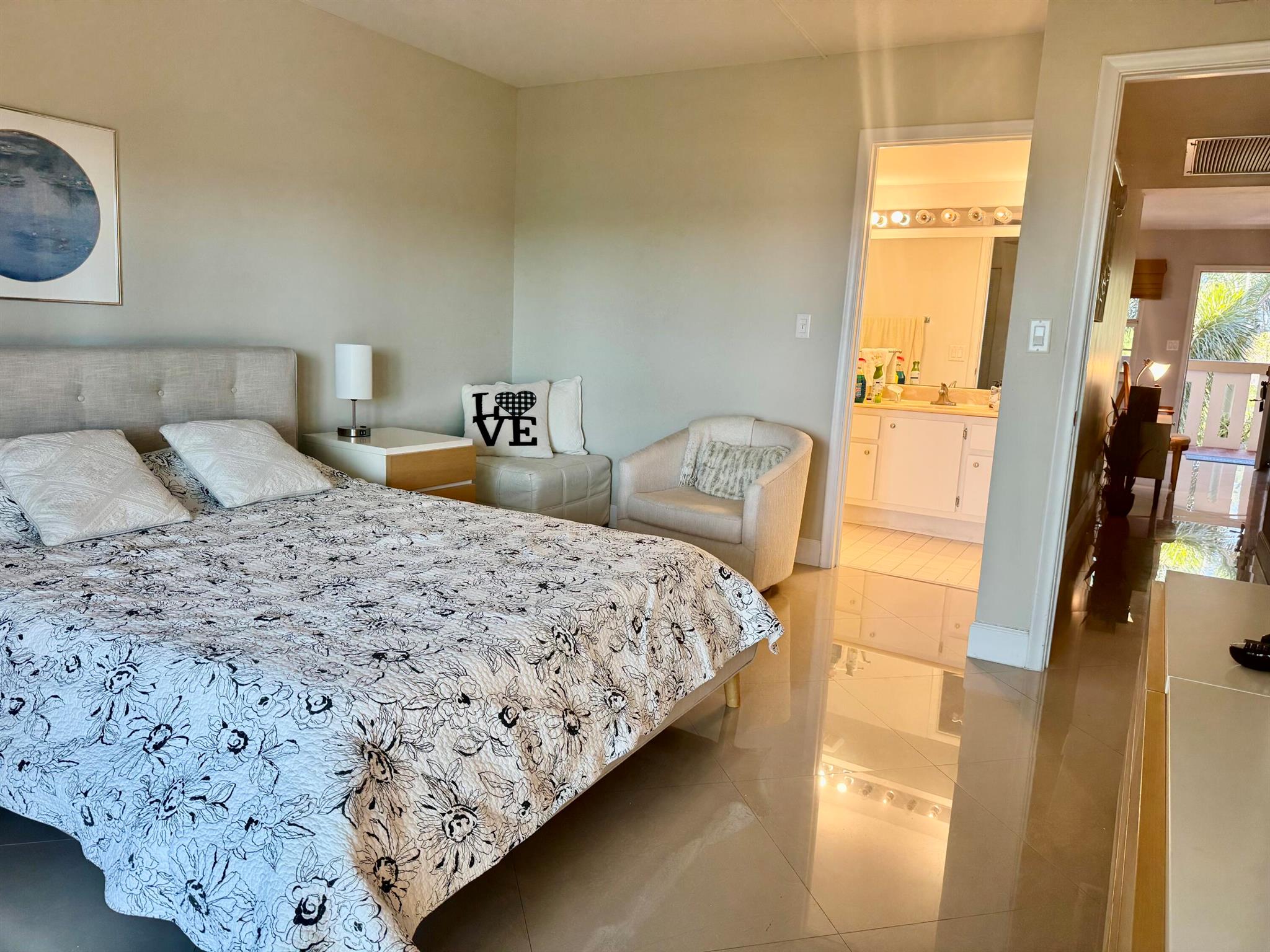 1904 Bermuda Circle G4