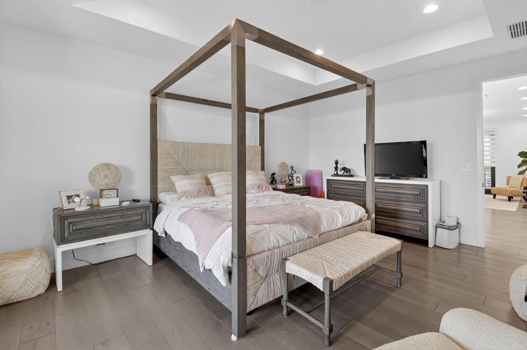 8573 Apple Falls Lane