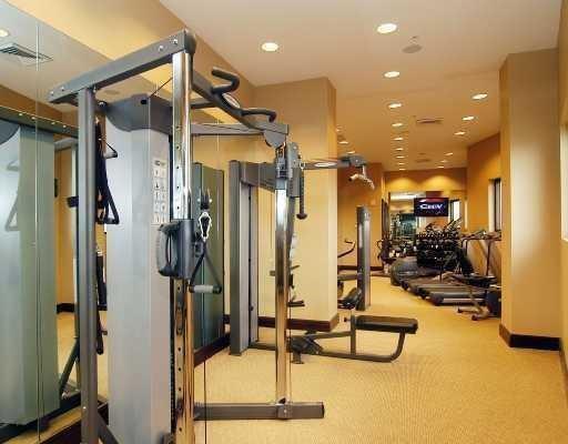 16275 Collins Avenue #1004