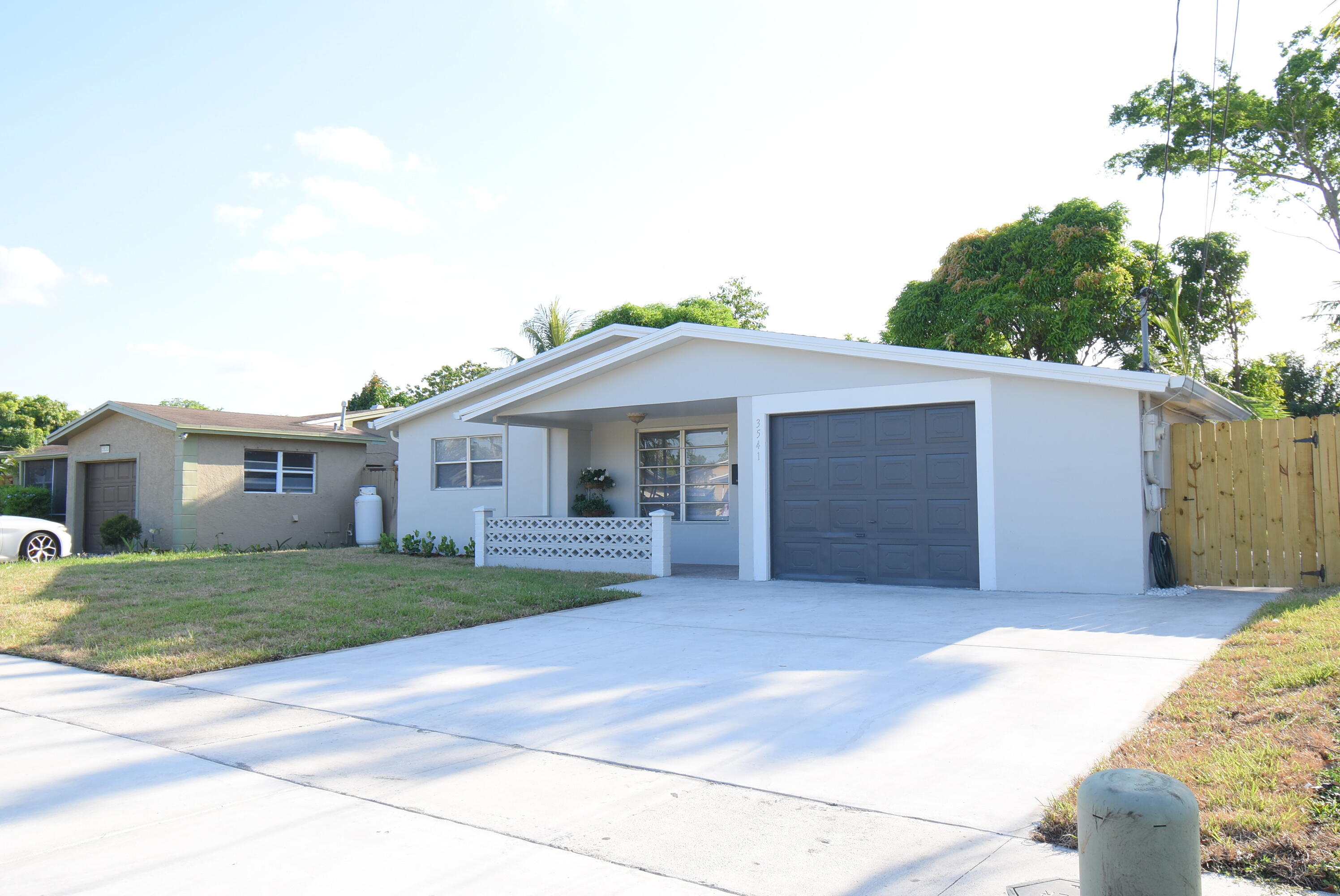 3541 NW 37th Avenue