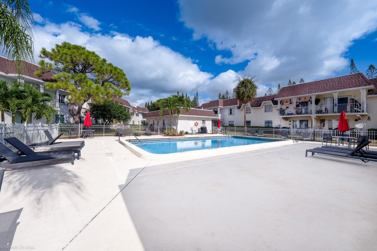 708 SE 2nd Avenue 421