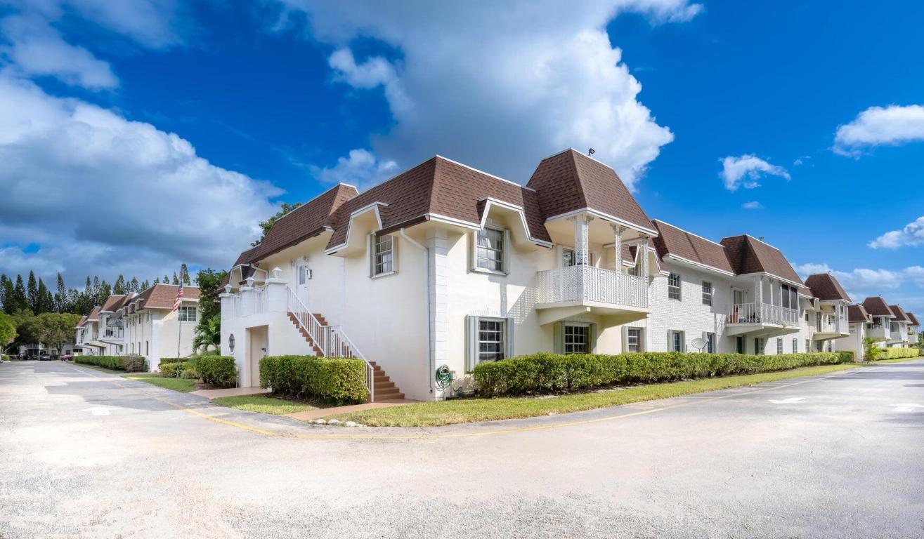 708 SE 2nd Avenue 421