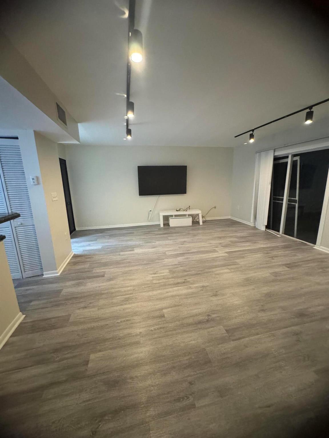 20818 San Simeon Way 106