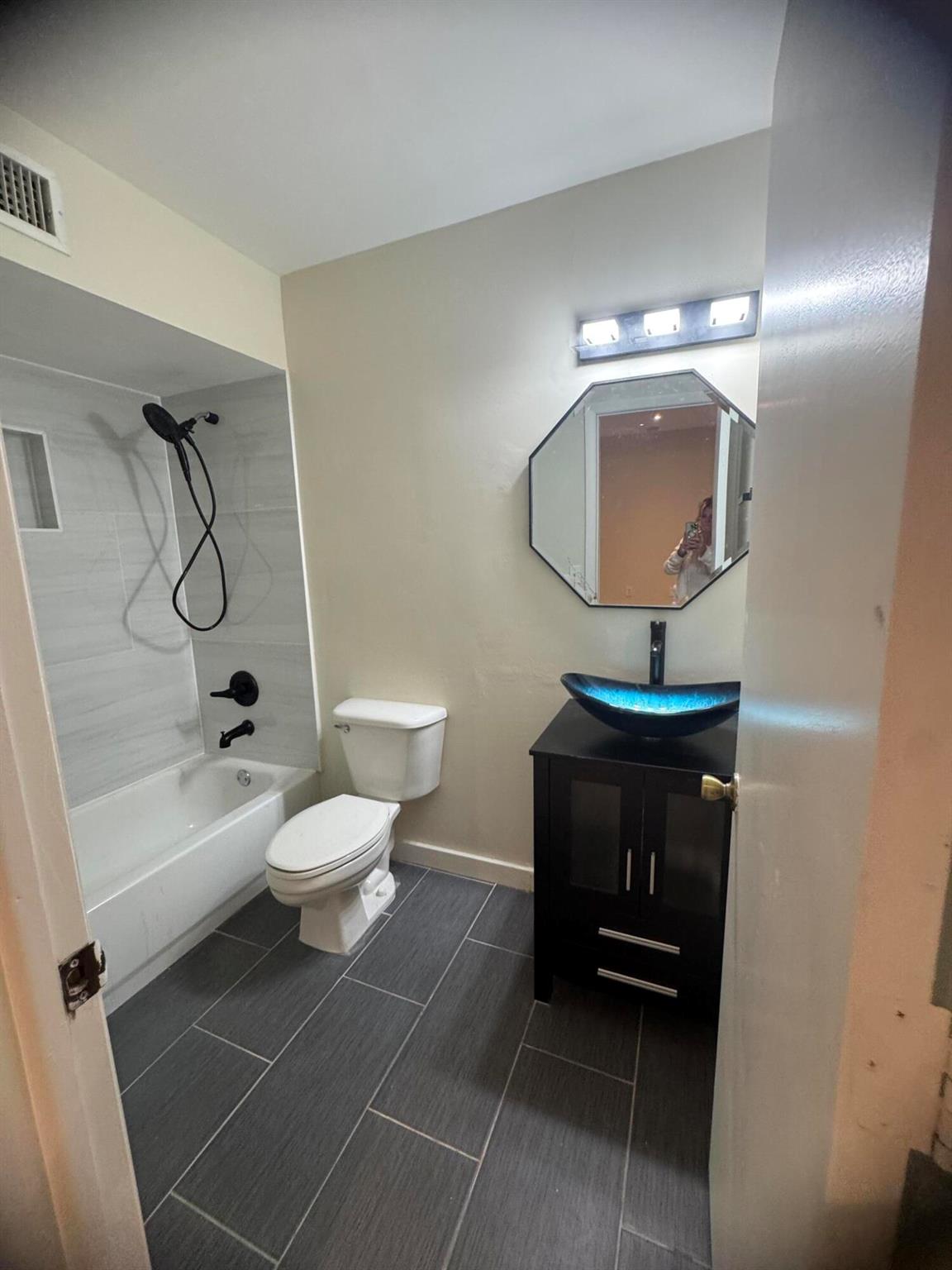 20818 San Simeon Way 106