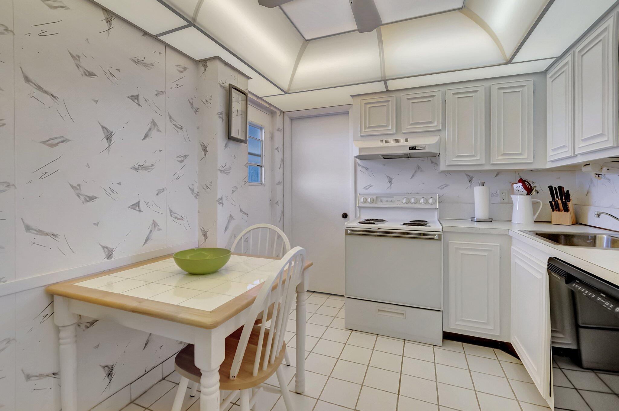 6699 NW 2nd Avenue 410