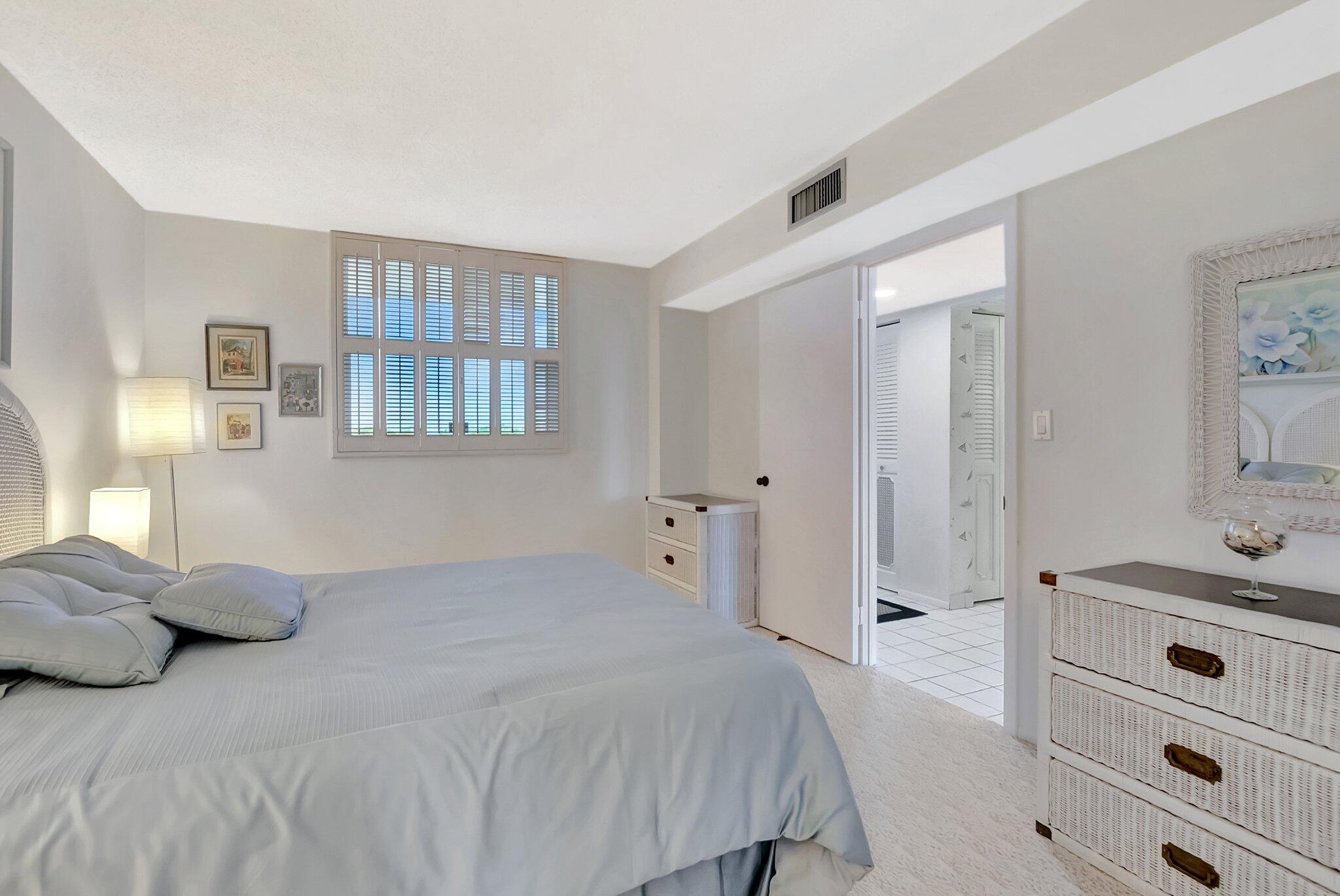 6699 NW 2nd Avenue 410