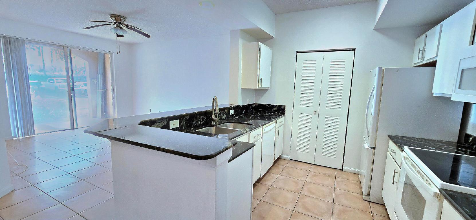 1000 Scotia Drive 106