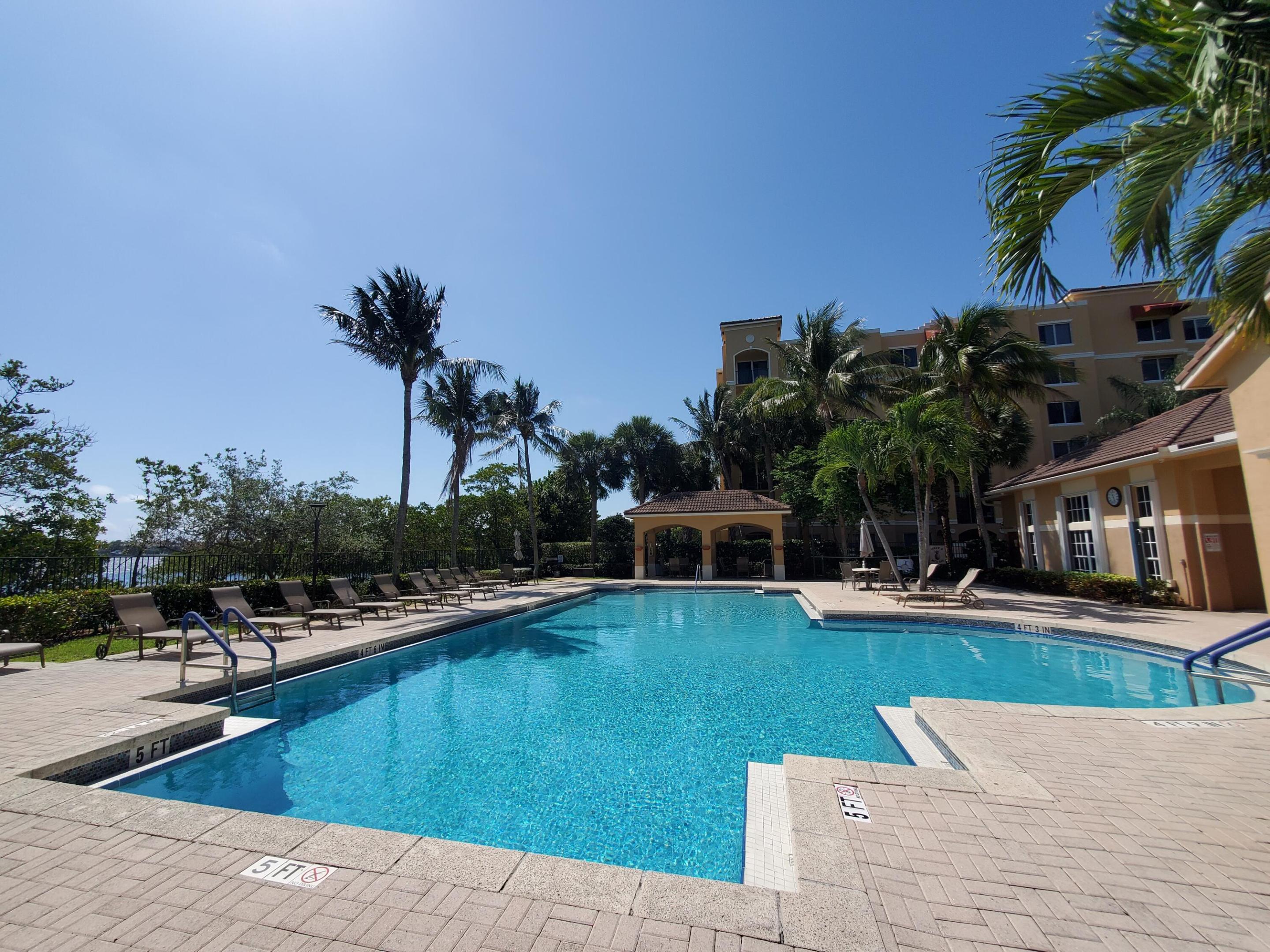 1000 Scotia Drive 106