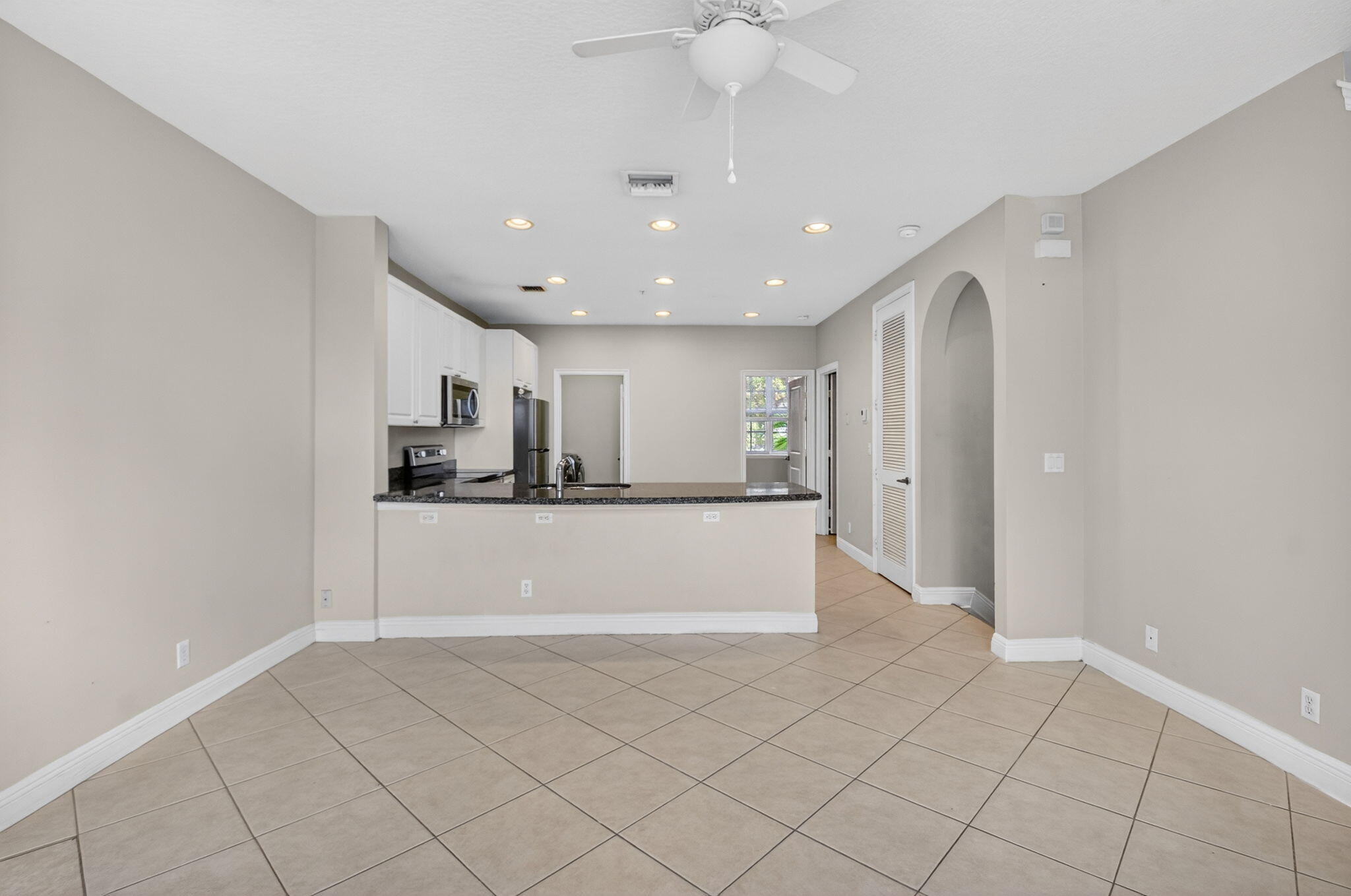 1659 N Federal Highway