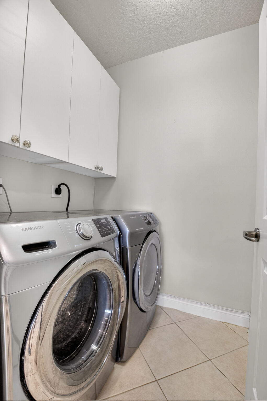 1659 N Federal Highway