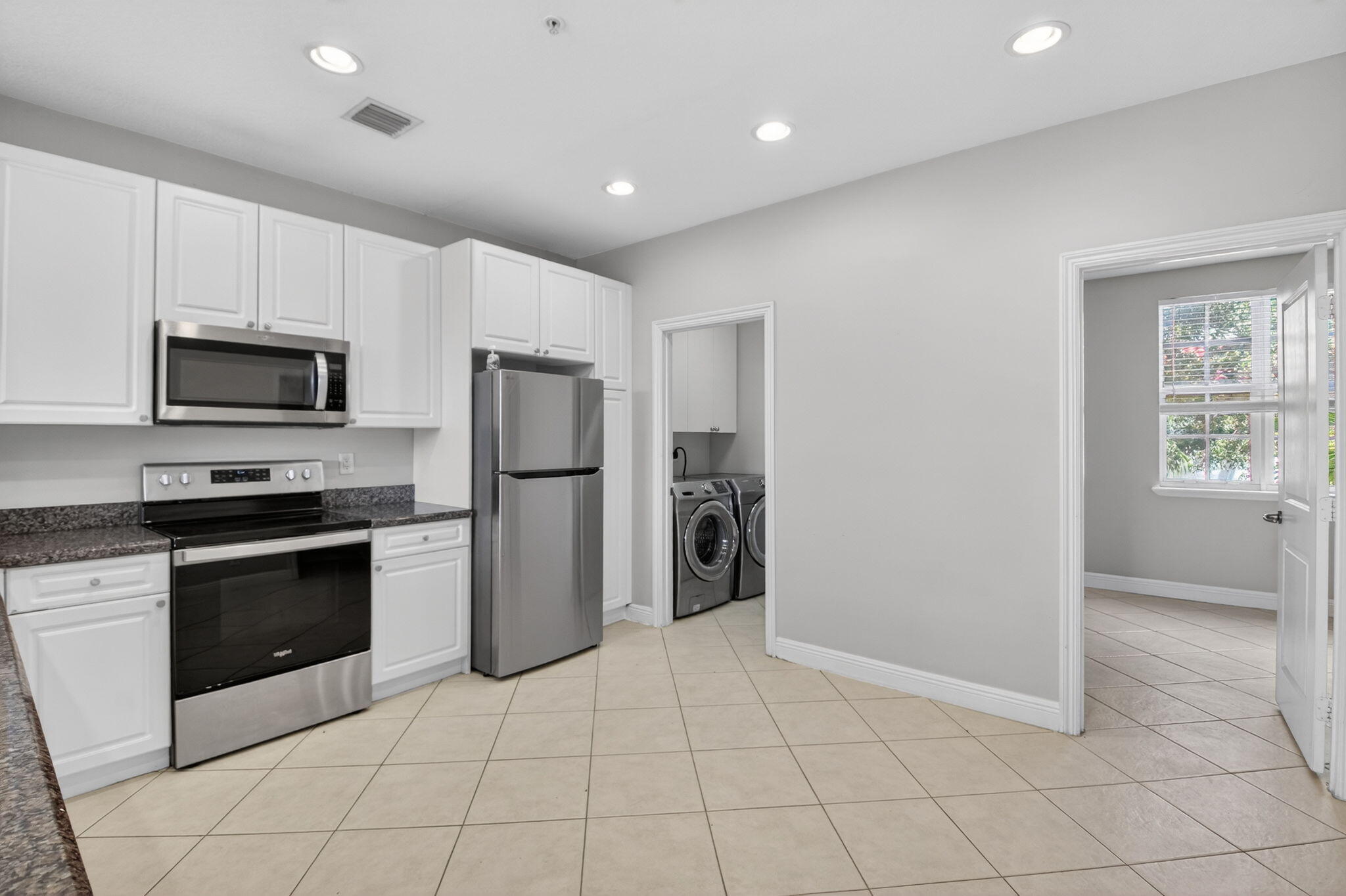 1659 N Federal Highway