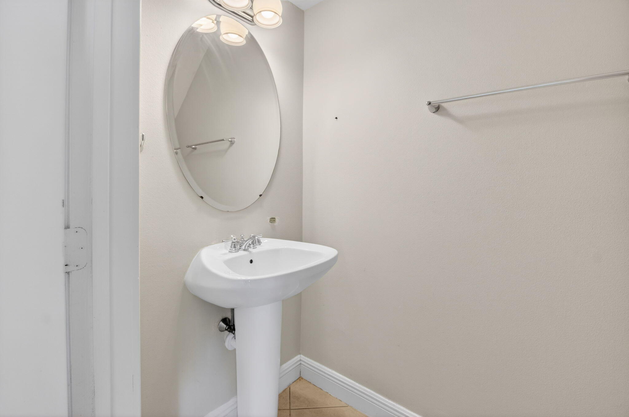 1659 N Federal Highway