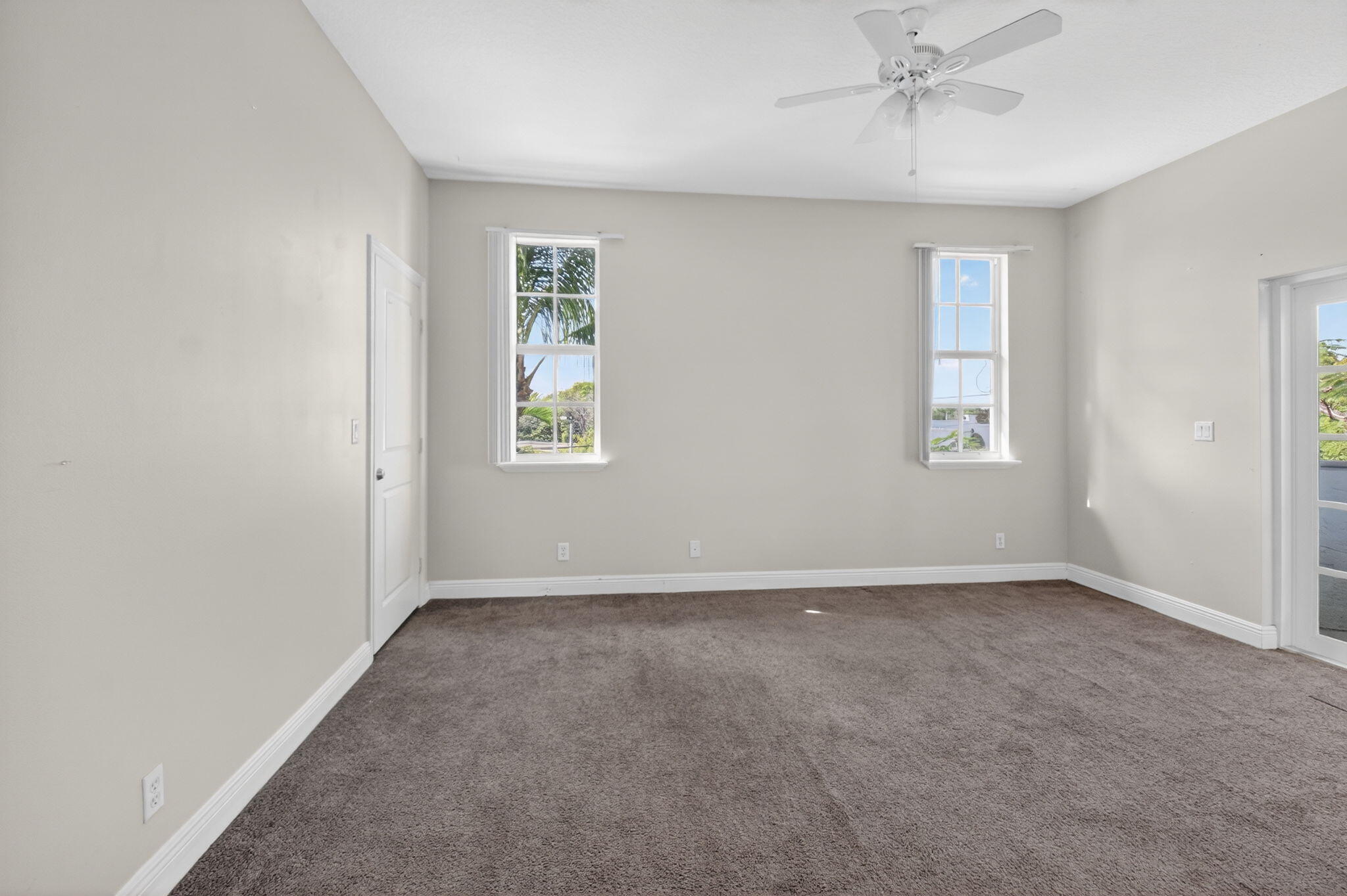 1659 N Federal Highway