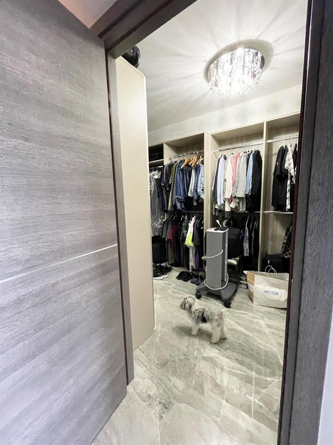 17275 Collins Avenue 405