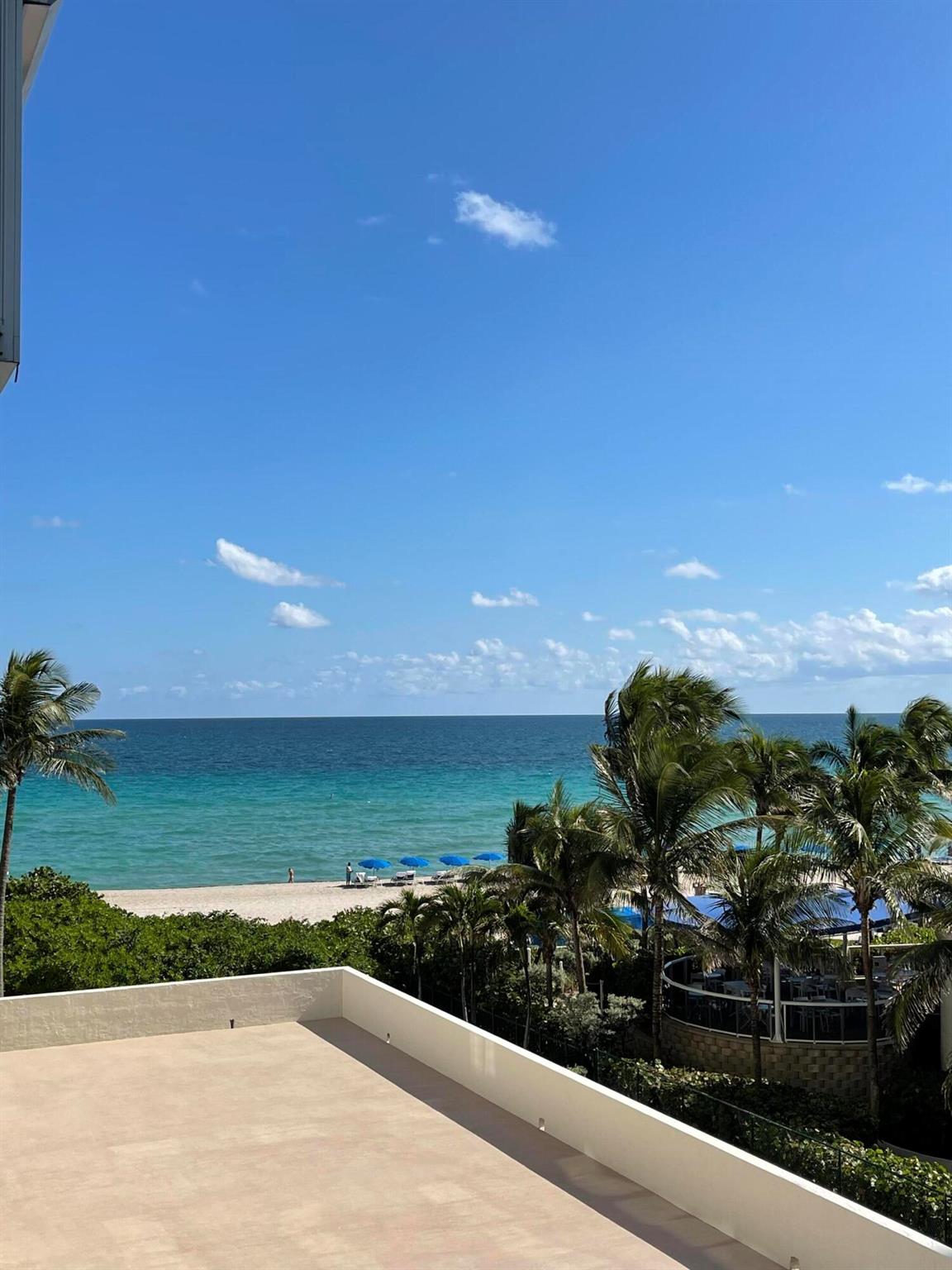 17275 Collins Avenue 405