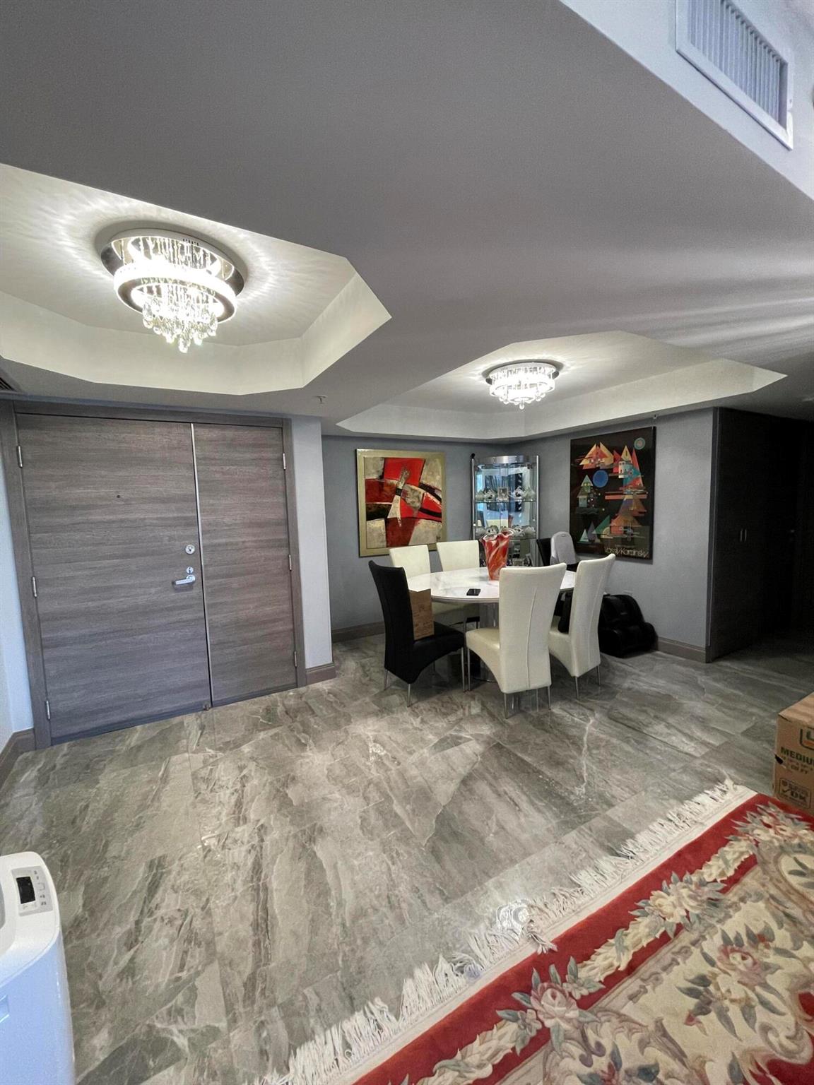 17275 Collins Avenue 405