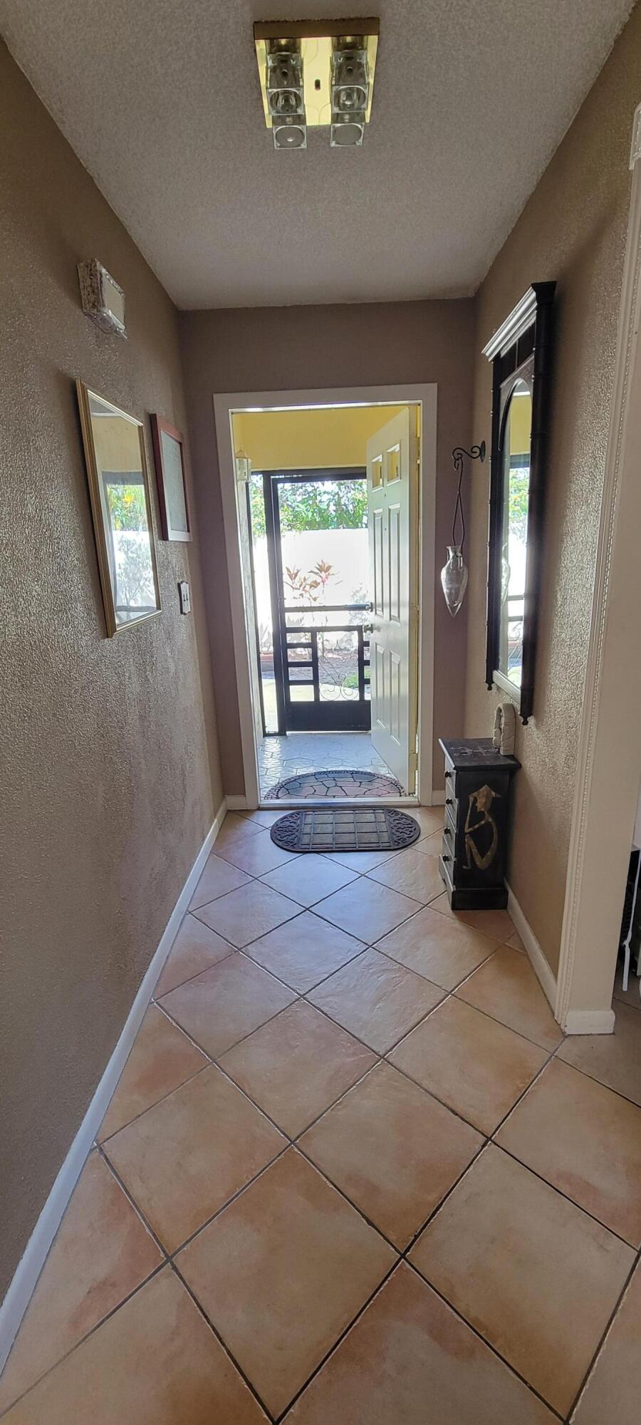 493 SW 28th Avenue