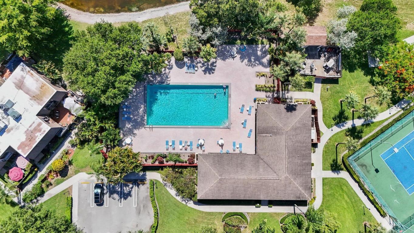 2897 SW 22nd Circle 44b