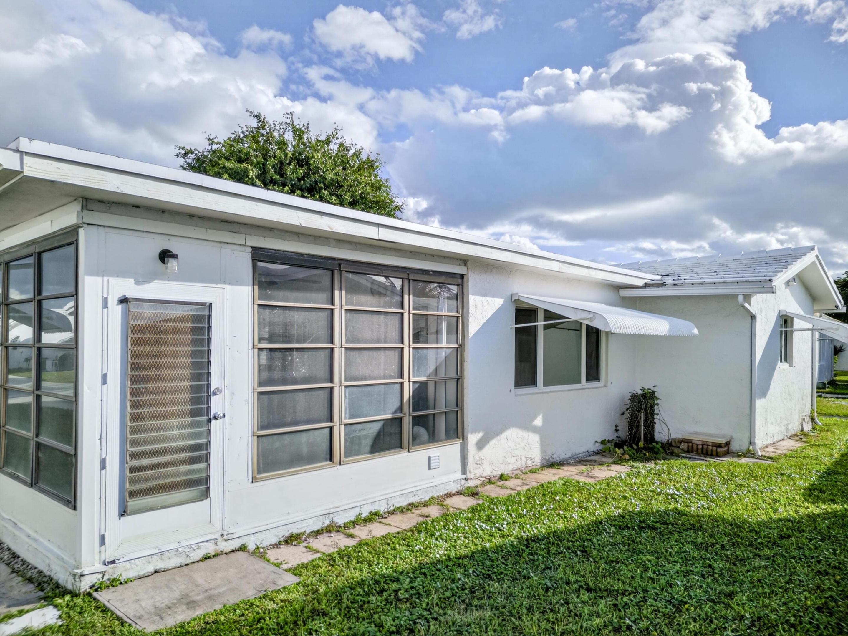 2003 SW 17th Street