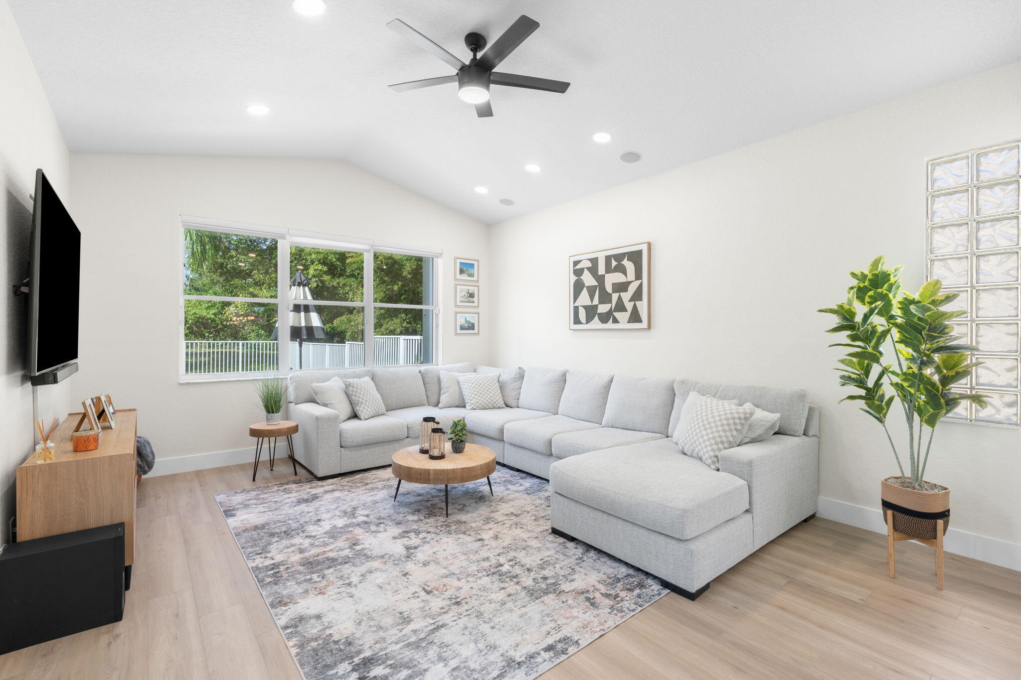 11325 Sea Grass Circle