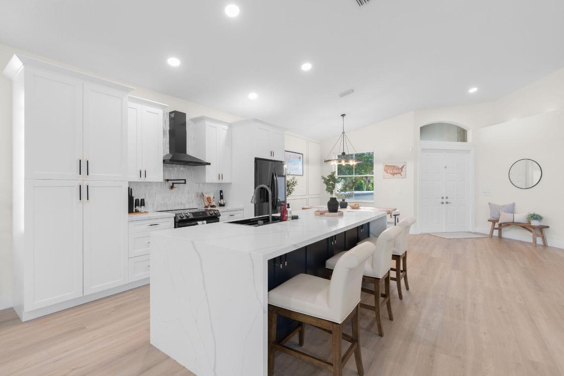 11325 Sea Grass Circle