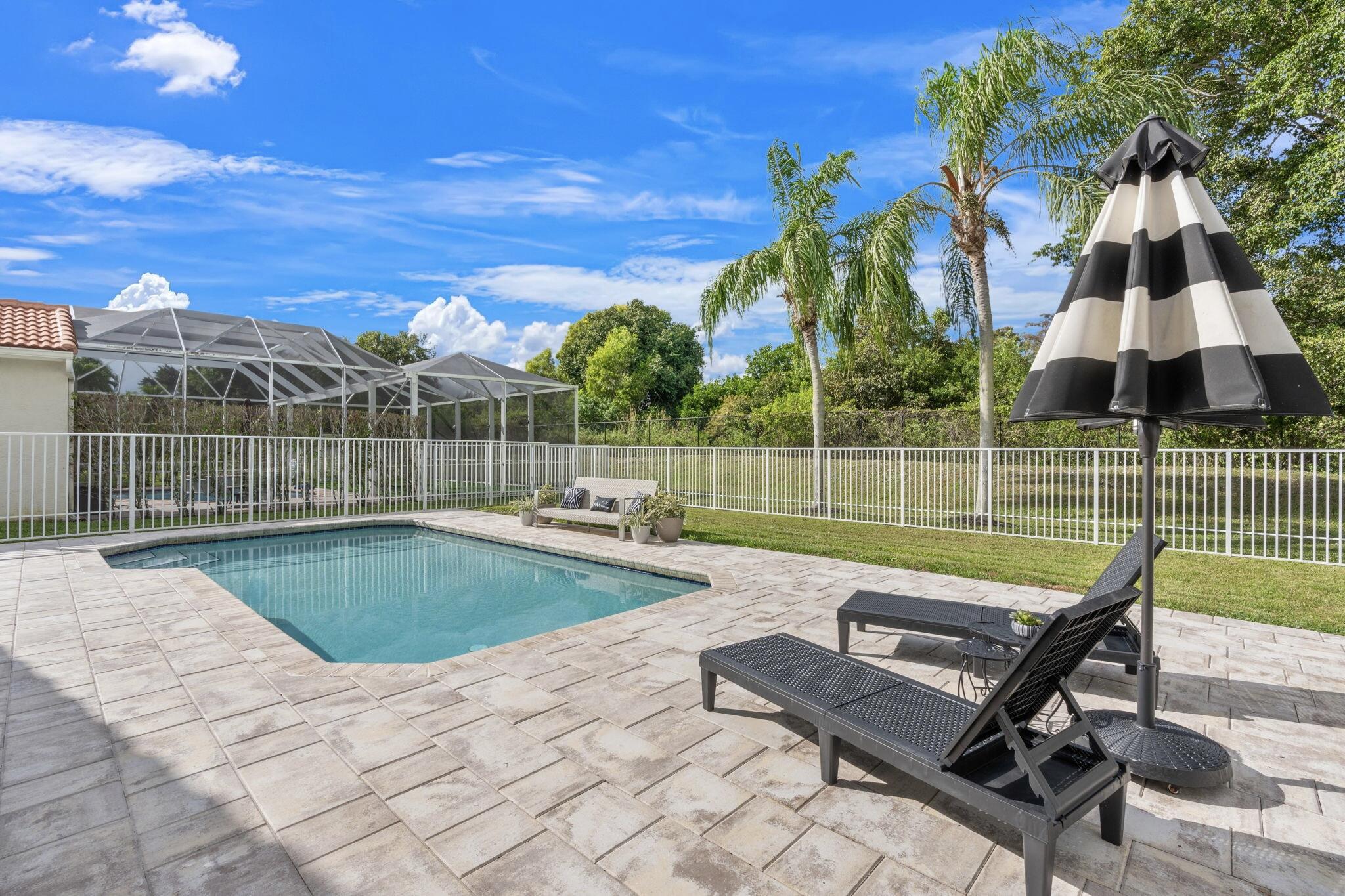 11325 Sea Grass Circle